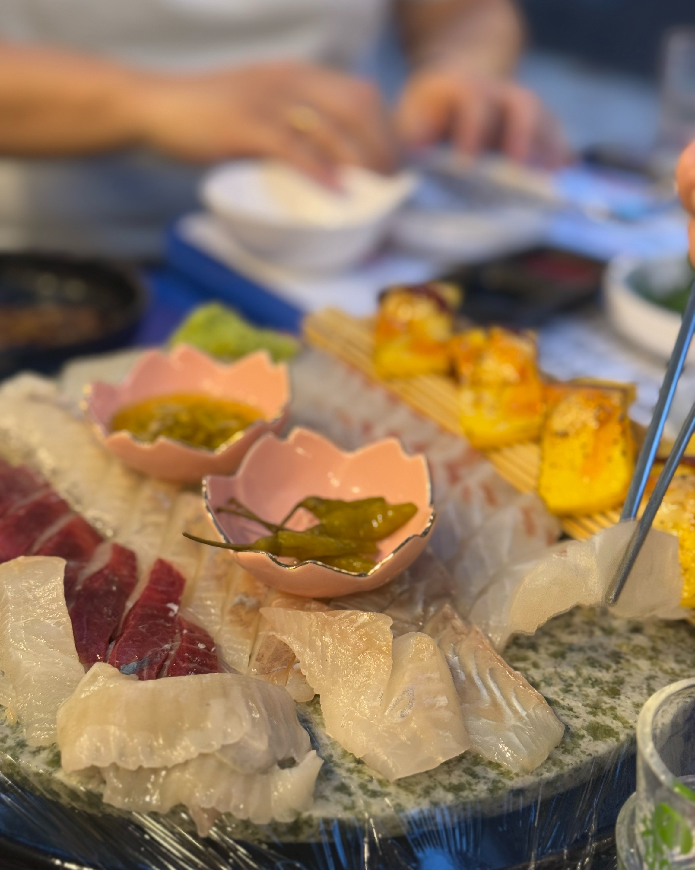 한 점 한 점에 정성이 느껴지는 숙성회. 입안에서 사르르 녹는 단맛과 쫀득한 식감이 정말 
