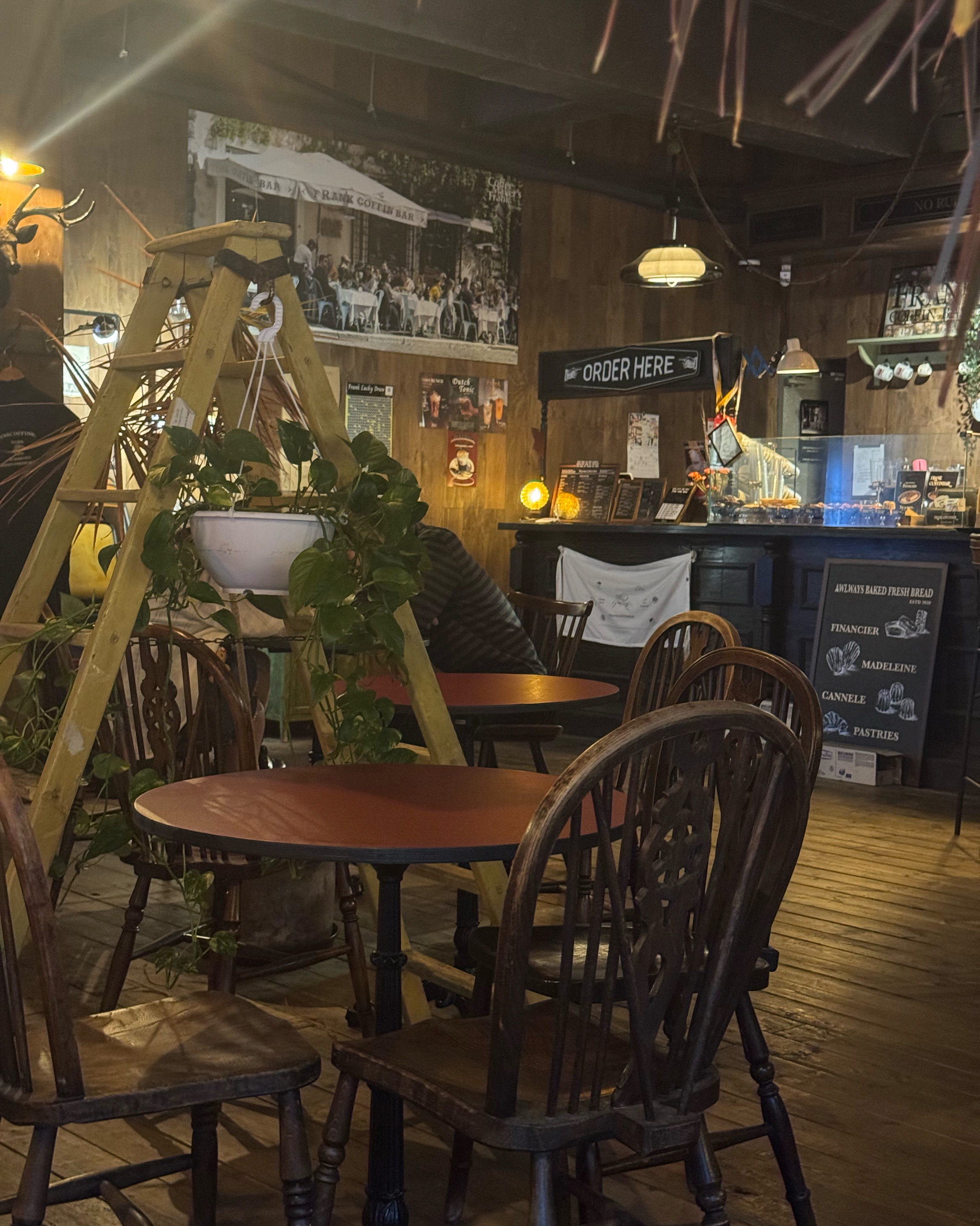 분위기가 너무 좋아용 - 대전 맛집 프랭크커핀바 대전둔산점