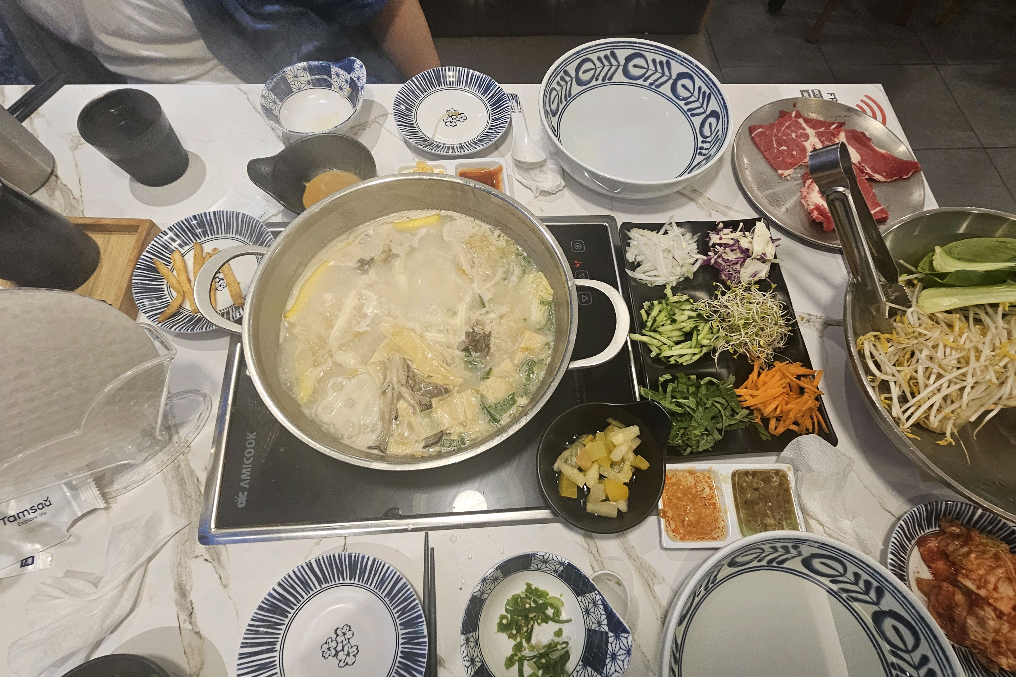 가성비 좋은 깔끔한 샤브샤브입니다 - 대전 맛집 퐁당 유성점