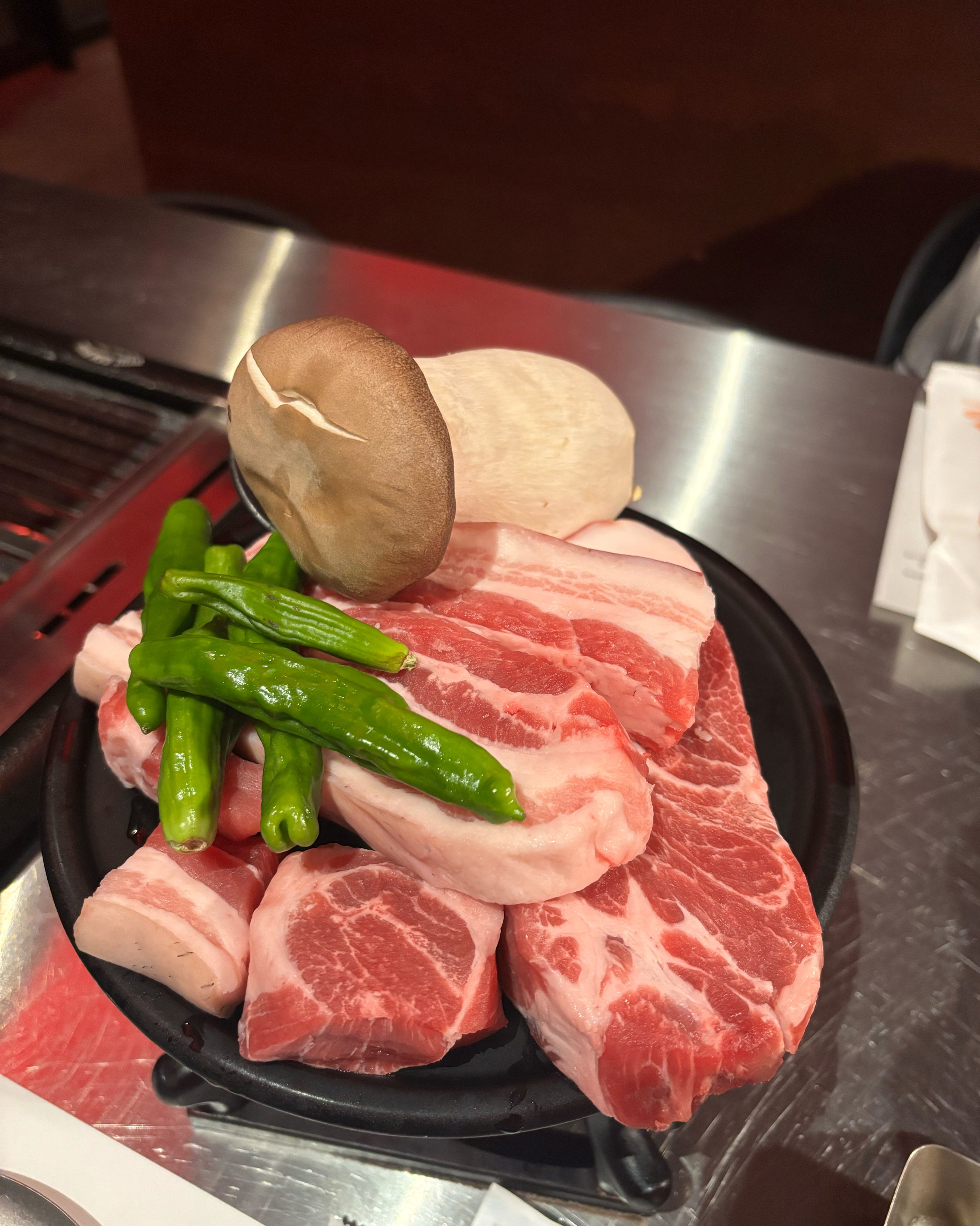 분위기도 너무 좋고 고기가 진짜 맛있어요!! - 제주 맛집 별돈별 중문 본점