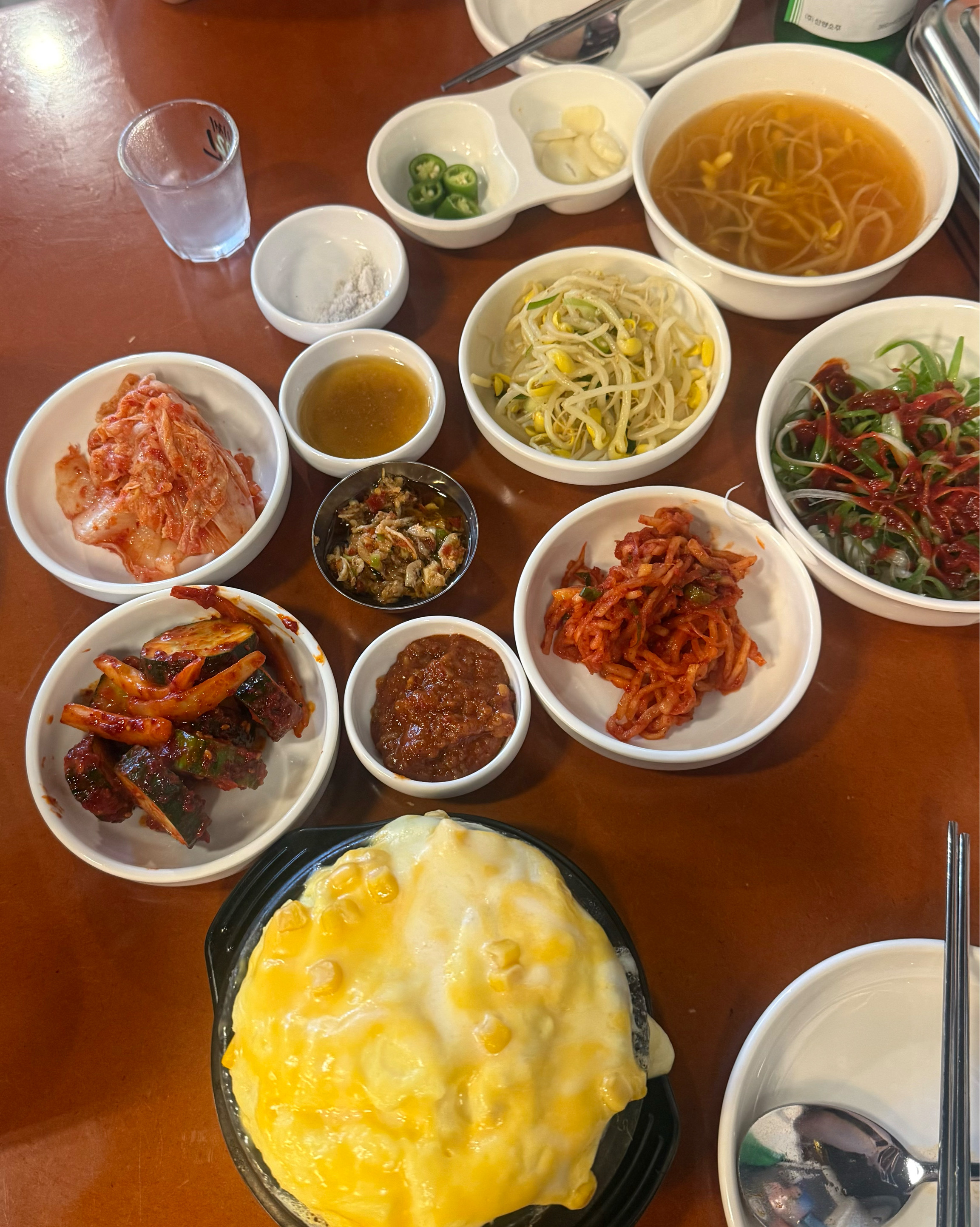 집 주변이라 인테리어 공사 할때부터 봤는데 - 대전 맛집 행운 대전 월평