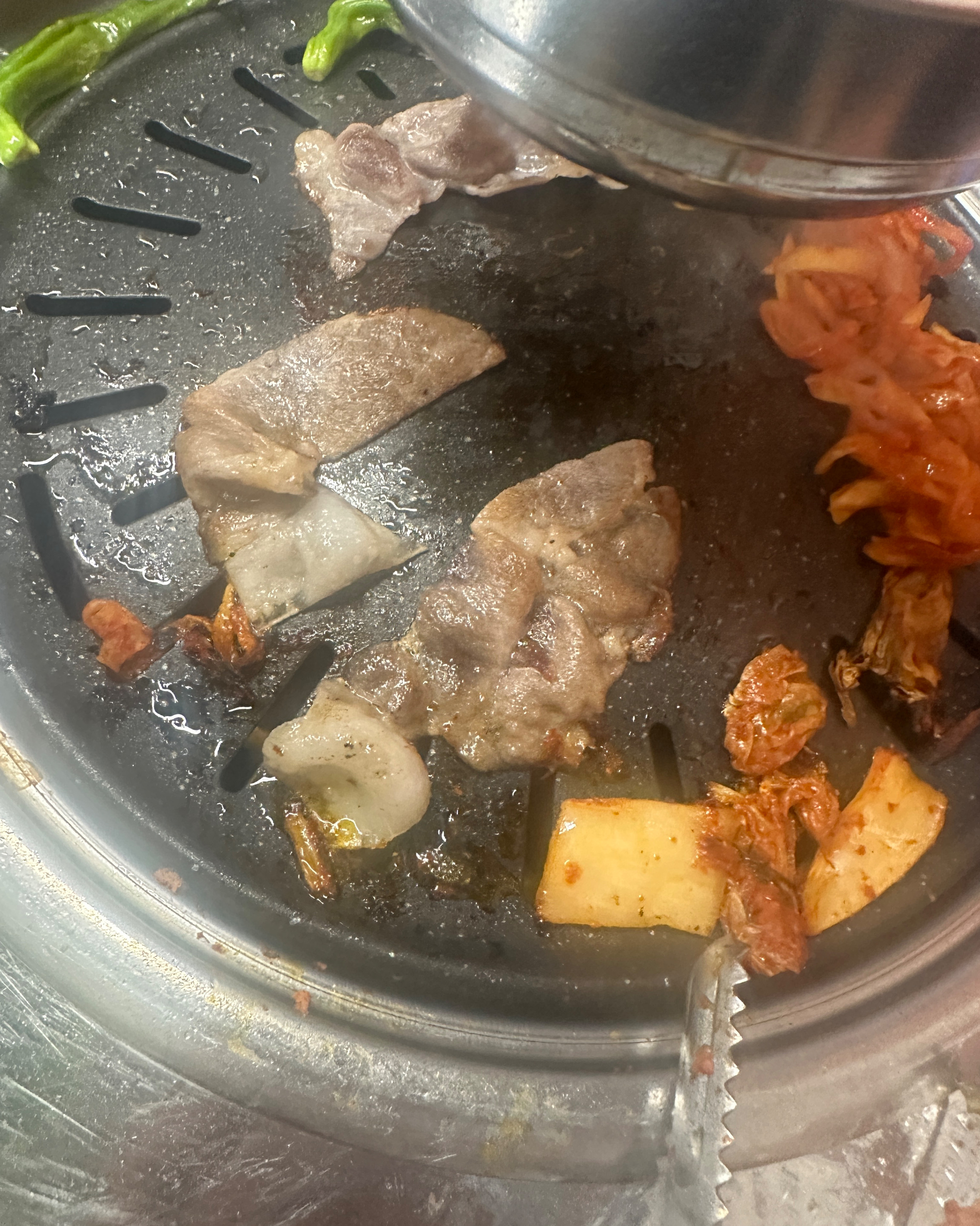 중리동 고깃집중에 제일 맛집인거같아요 오면 쫄목살일단 6인분 시키고봐용 너무맛잇어요 - 대전 맛집 만나숯불구이 중리동본점
