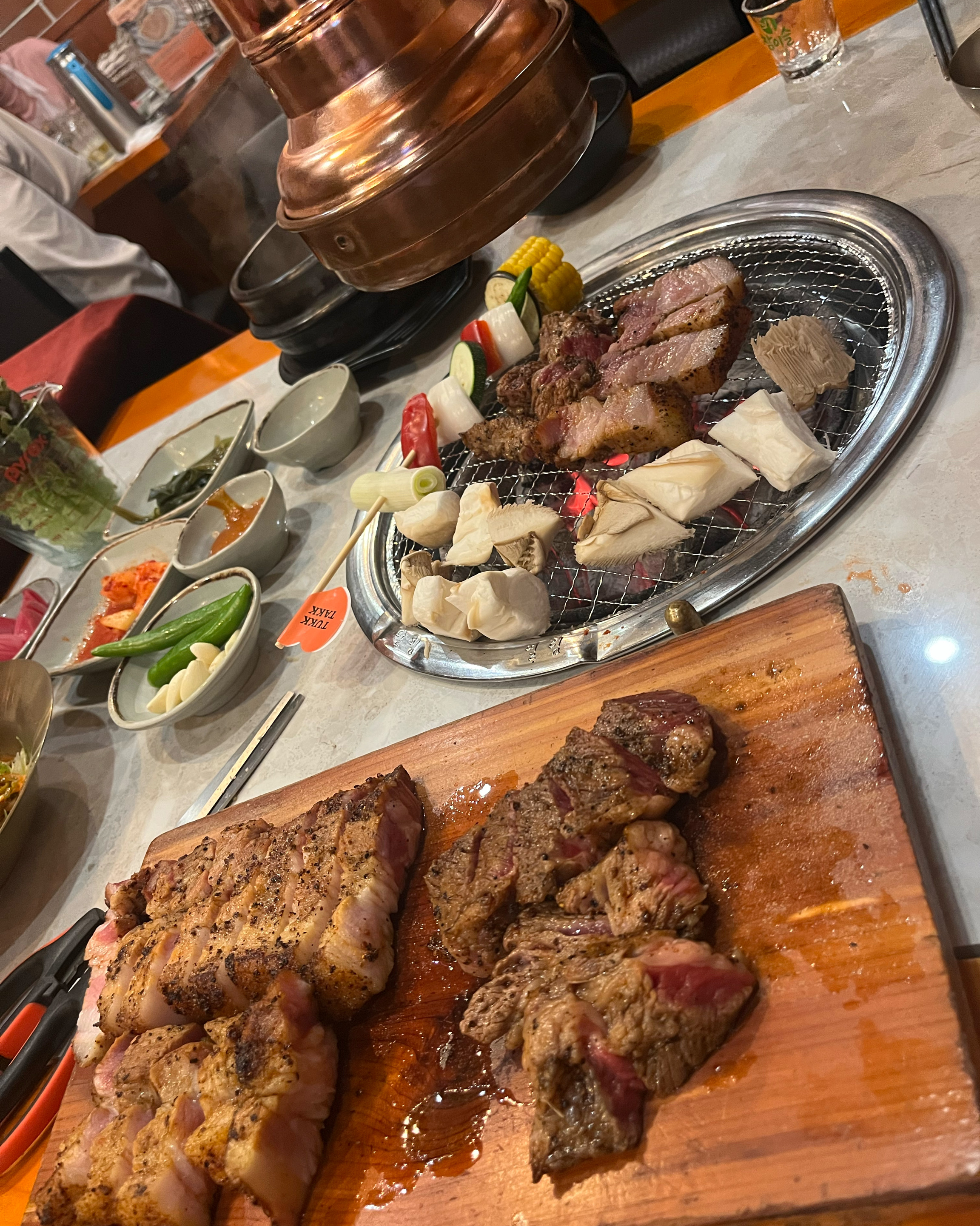 남자친구랑 왔는데 맛있어요 ㅎㅎ 육즙 대박! - 성수 맛집 뚝딱 성수점