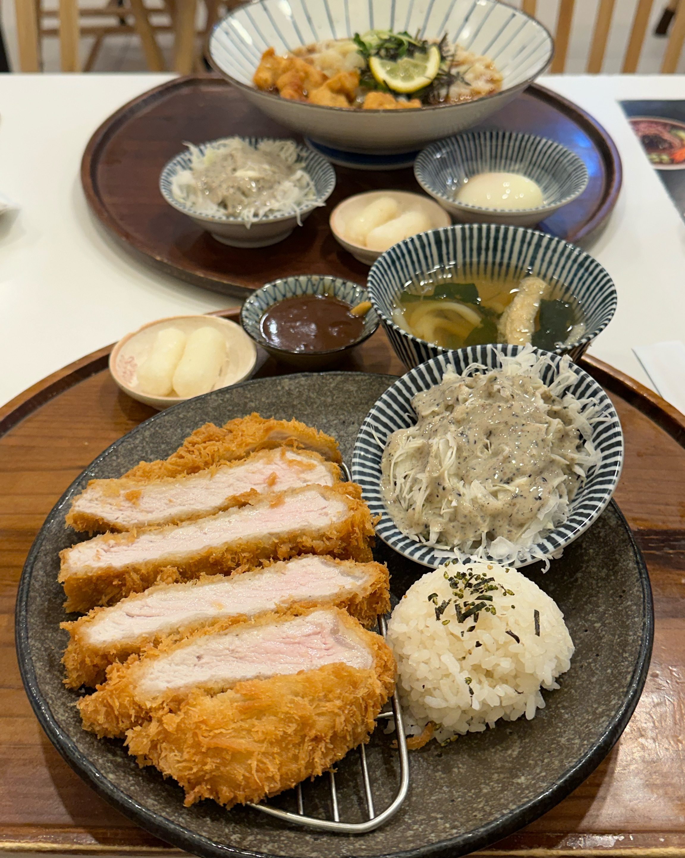 음식 너무 맛있어요!! 추천해줘서 와봤는데 단골될듯요~! 돈가츠 너무 바싹해서 맛있고 - 은계 맛집 백소정 시흥은계점