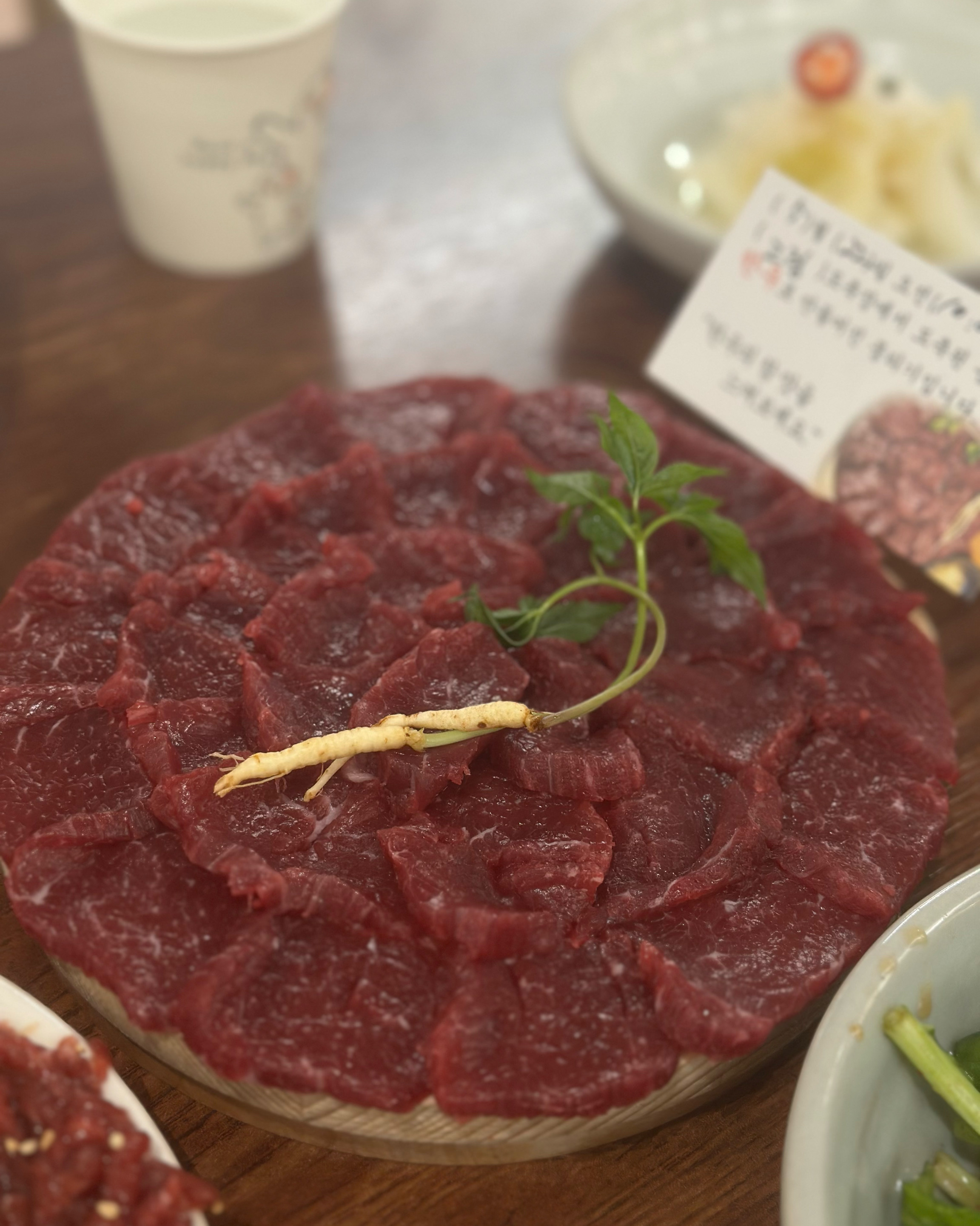 여러 생고기집을 가봤지만 여기가 진짜 맛있어요🥺❤️ 사장님께서도 너어무 친절하시구 좋아요!