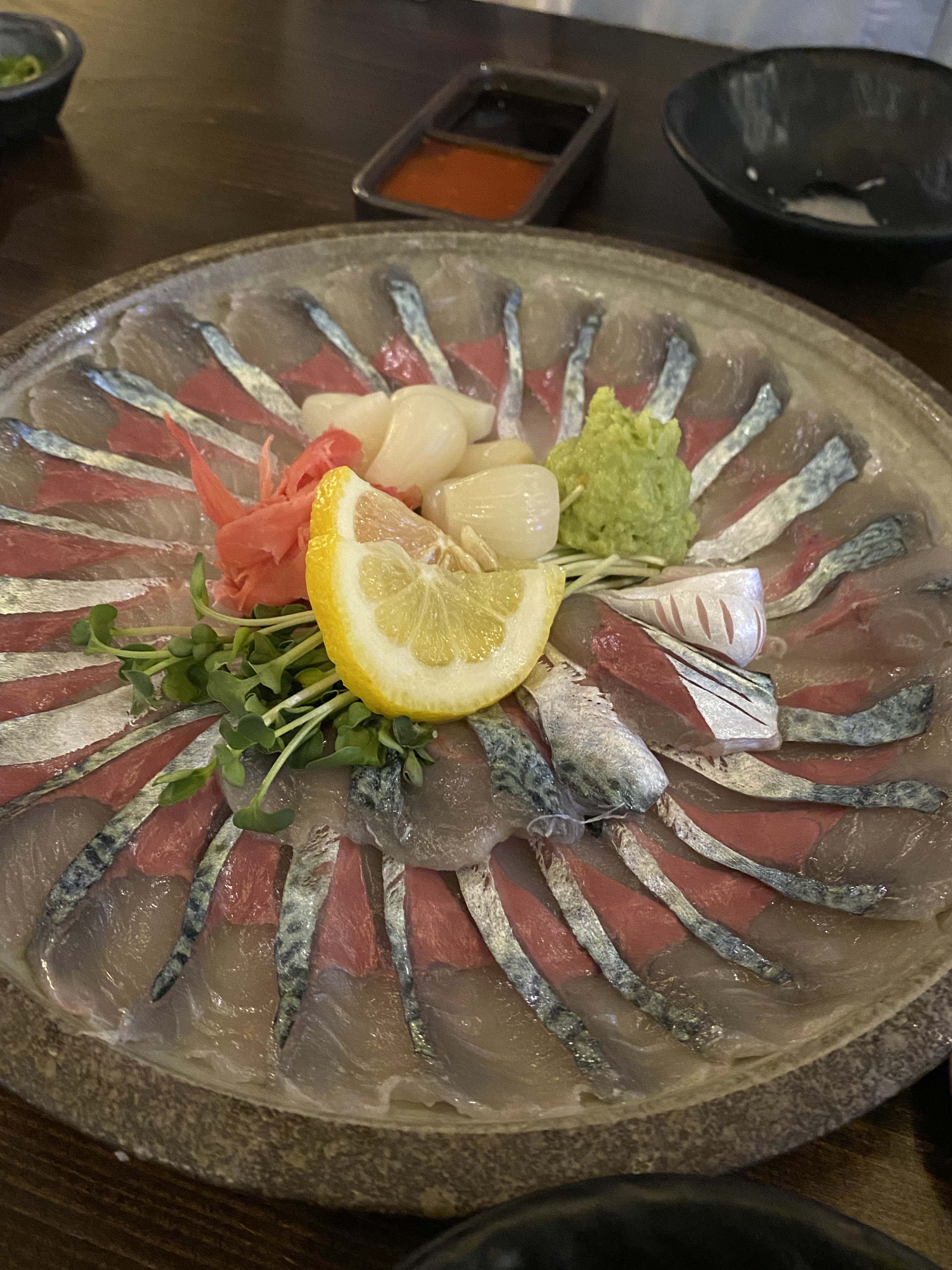 처음 와봤는데 서비스도 좋고 가성비도 좋아요! 무엇보다 고등어회 너무 맛있네요!!🥹🤩 - 제주 맛집 훈남횟집