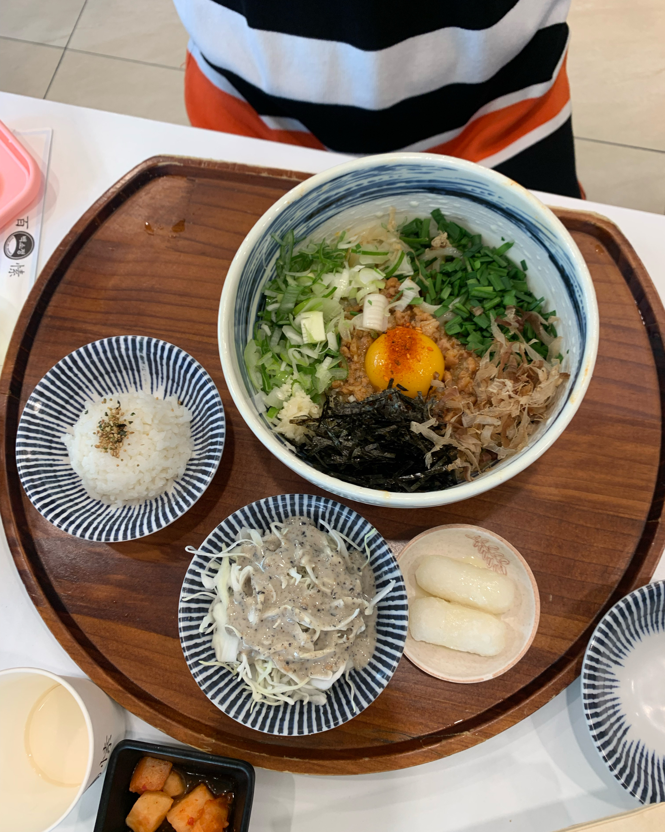 아가 유모차 태워서 데리고 갈 수 있는 식당 찾다가 왔습니다! 친절하시고 맛있고 쾌적하고