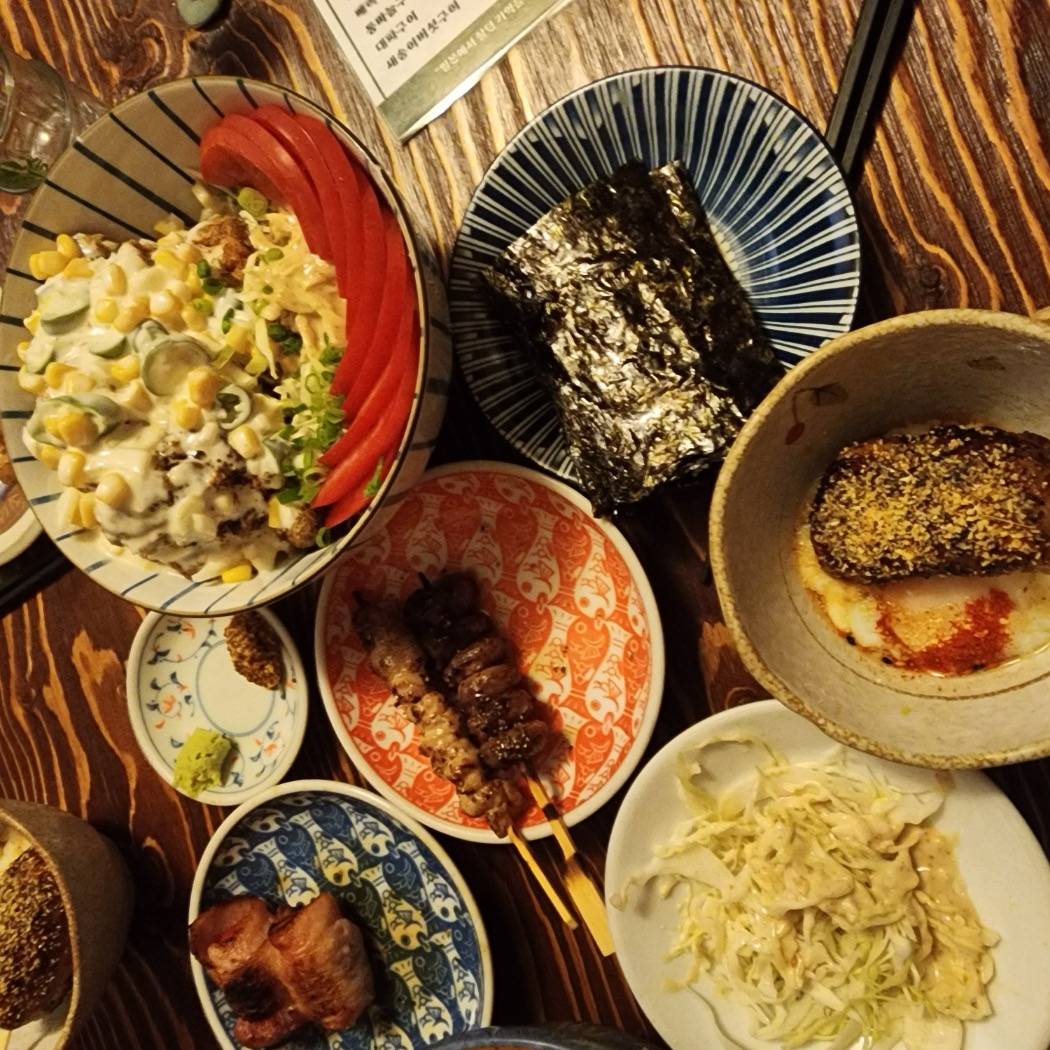 동대구역에서 기차타기전 저녁겸 친구와 함께 맥주한잔하려고 우연히 들린 이자카집❤️ - 대구 맛집 요모 대구본점