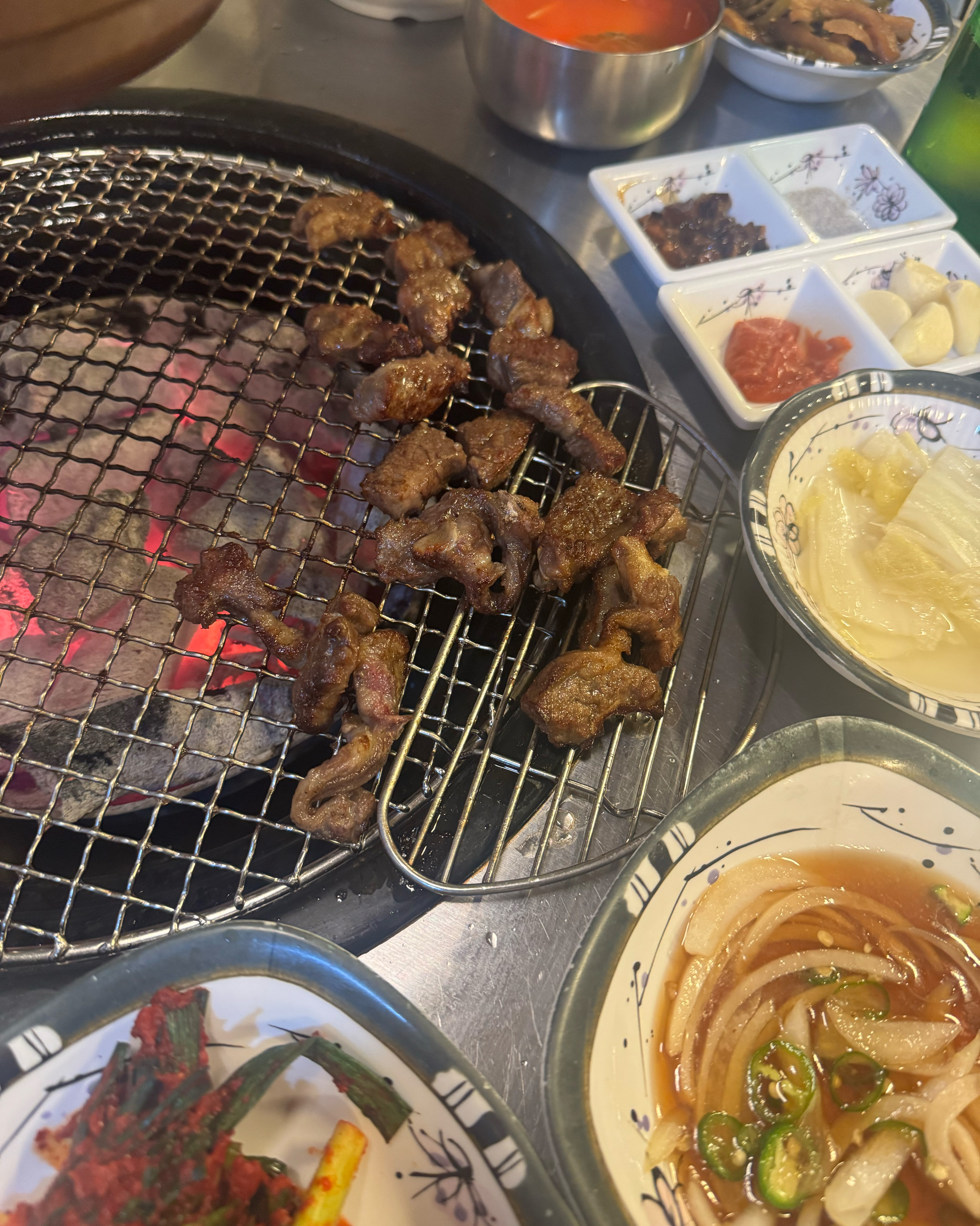 생갈비 고소하고 맛있어요~! 매장도 넓고 회식으로 좋을것같아요! 잘먹었습니다:) - 대구 맛집 우복금 생갈비 대구 본점