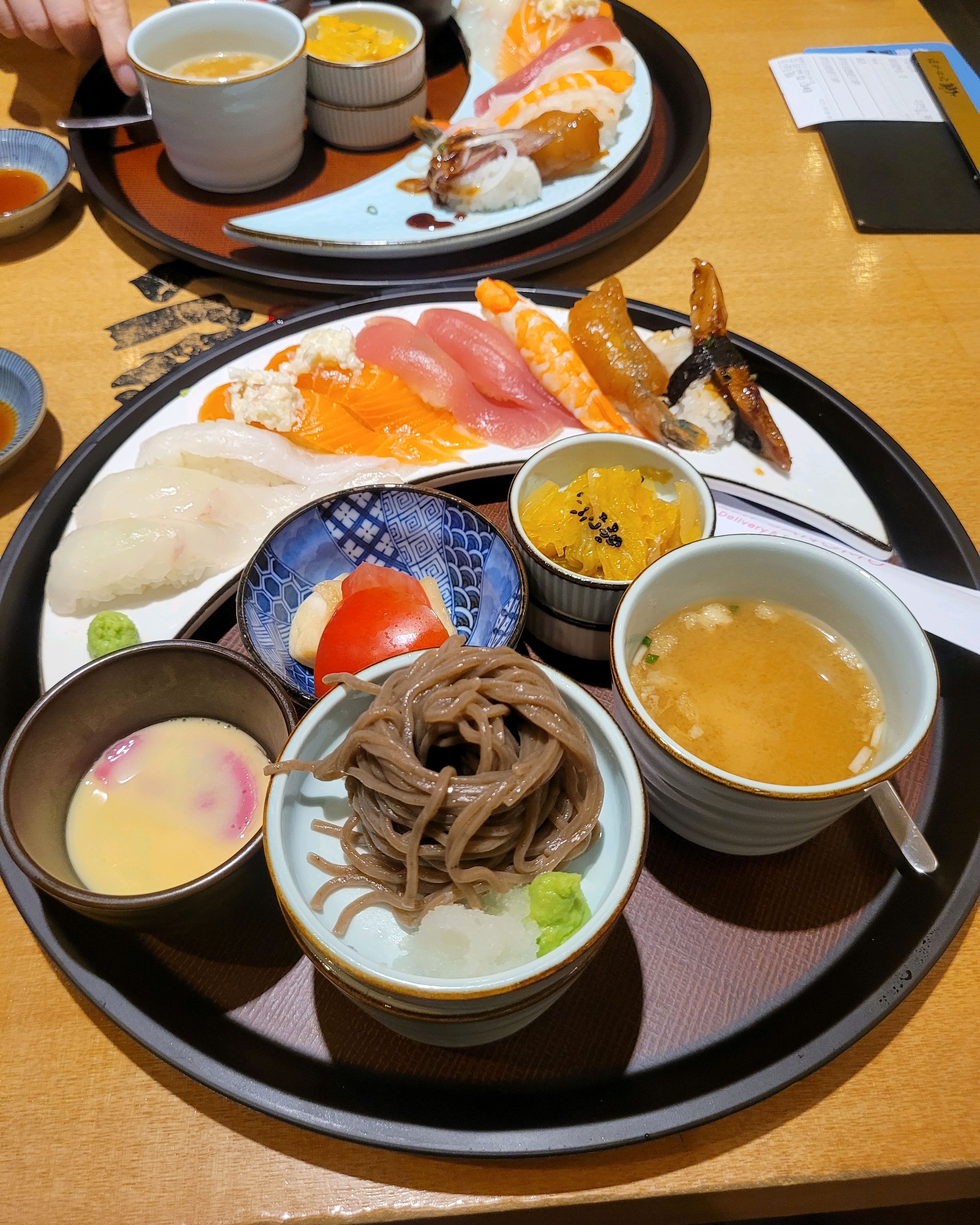초밥이 정말 맛있어요 신선함 - 대전 맛집 상무초밥 둔산점