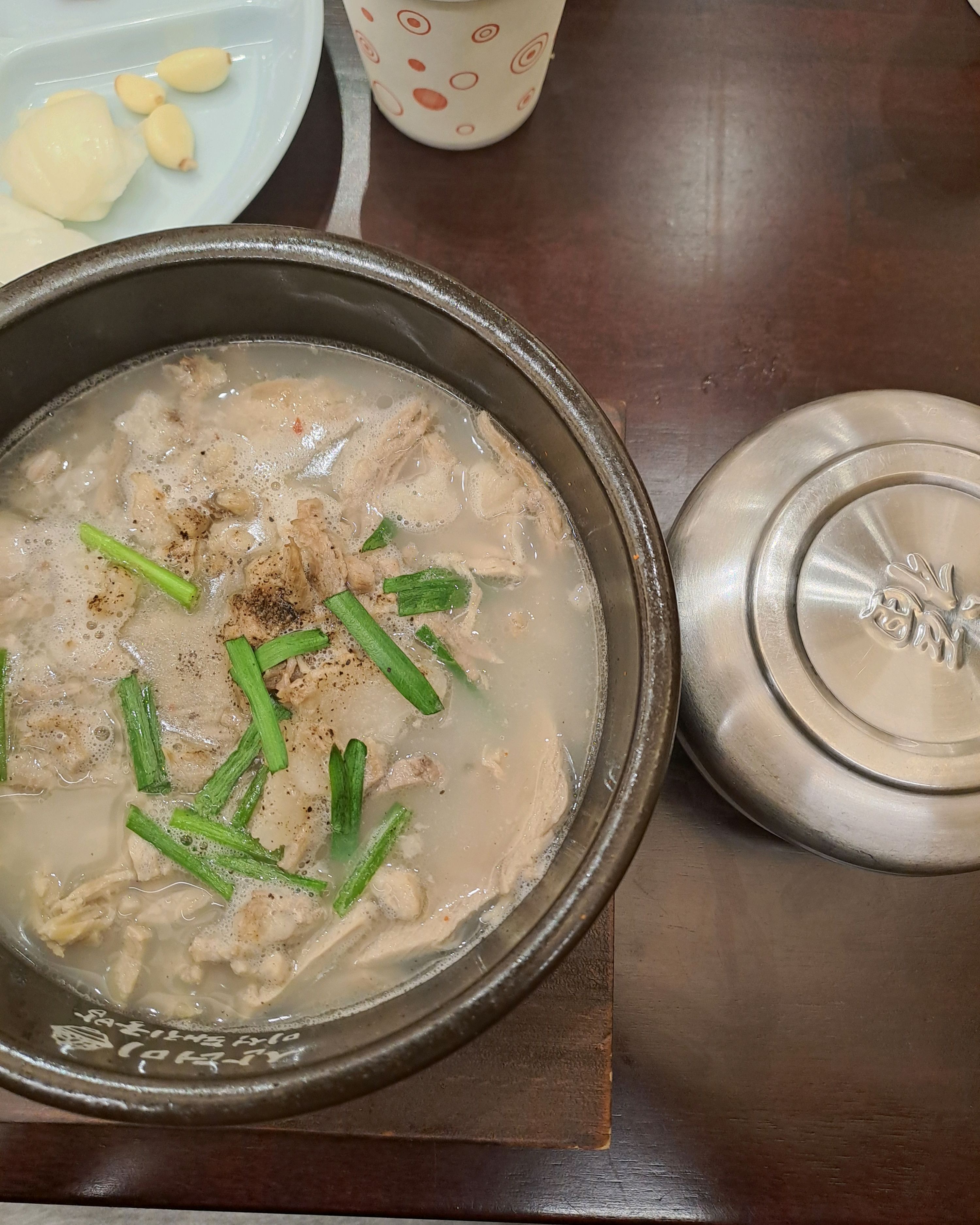 맛있어요 - 대구 맛집 산더미 미성돼지국밥 경대점