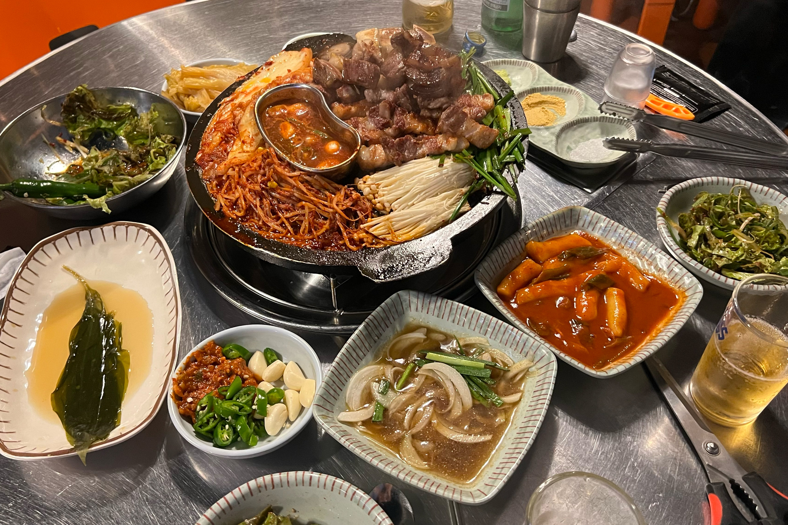 진짜 찐맛도리예욧!!! 울산에서 와쒀요!‘ 야채, 버섯 등 모듬 한판 쨩 - 대구 맛집 미진삼겹살