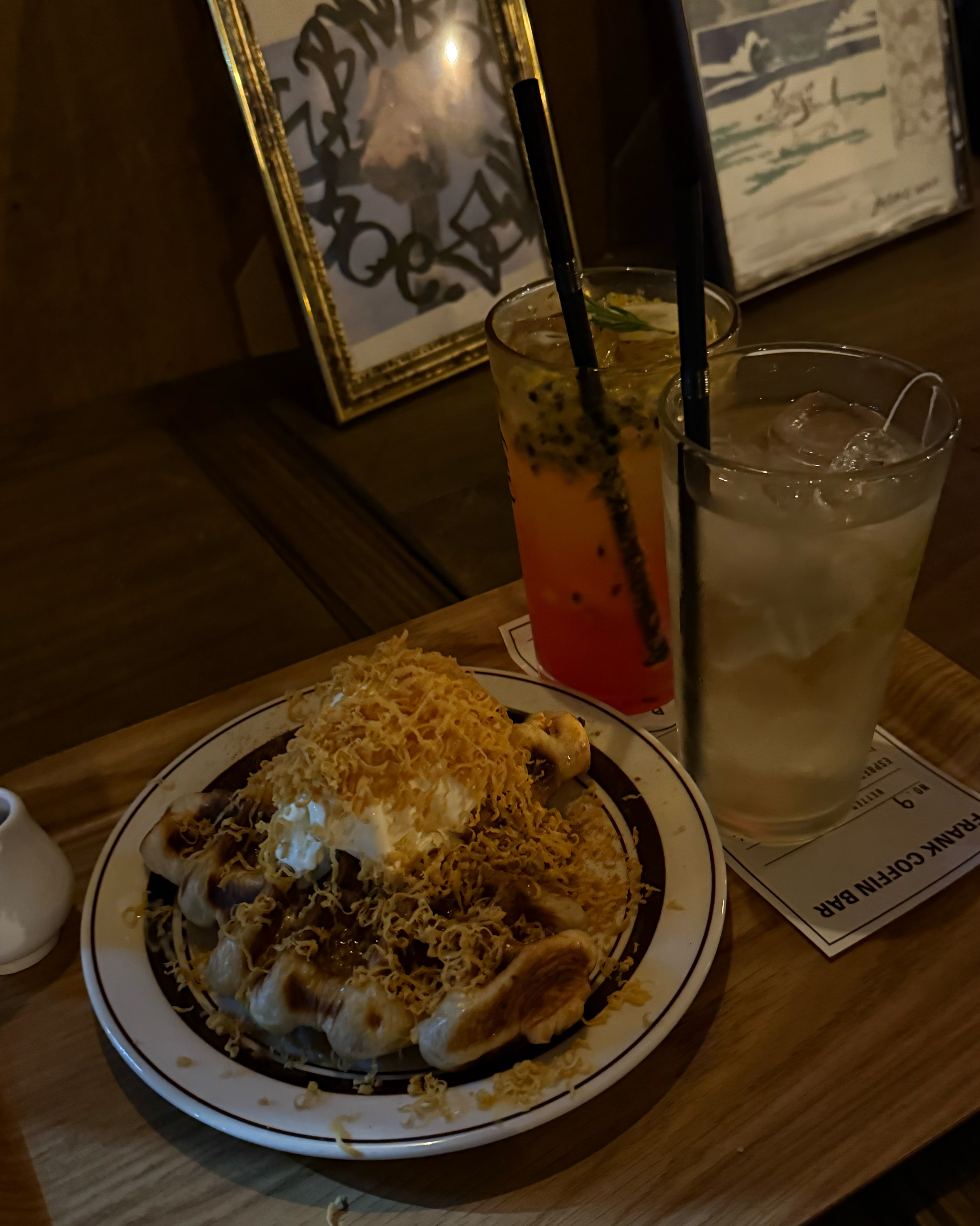 일단 들어오자마자 인테리어가 눈을 사로잡았어요!! - 대전 맛집 프랭크커핀바 대전둔산점