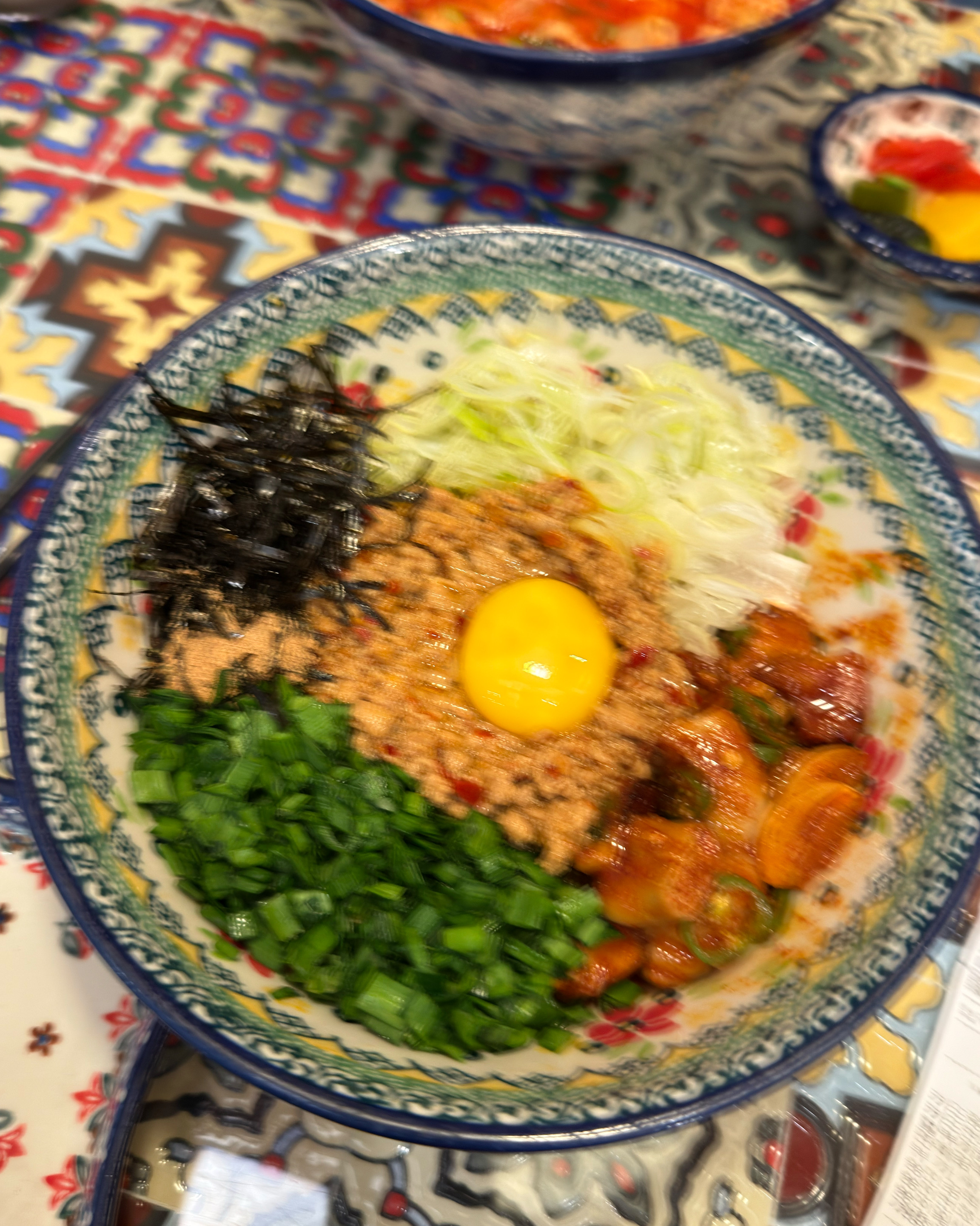 가격도 엄청 싸고 밥까지 무료로 주니까 너무 듬든한데 맛까지 있어서 자주 올거같아요 마제소