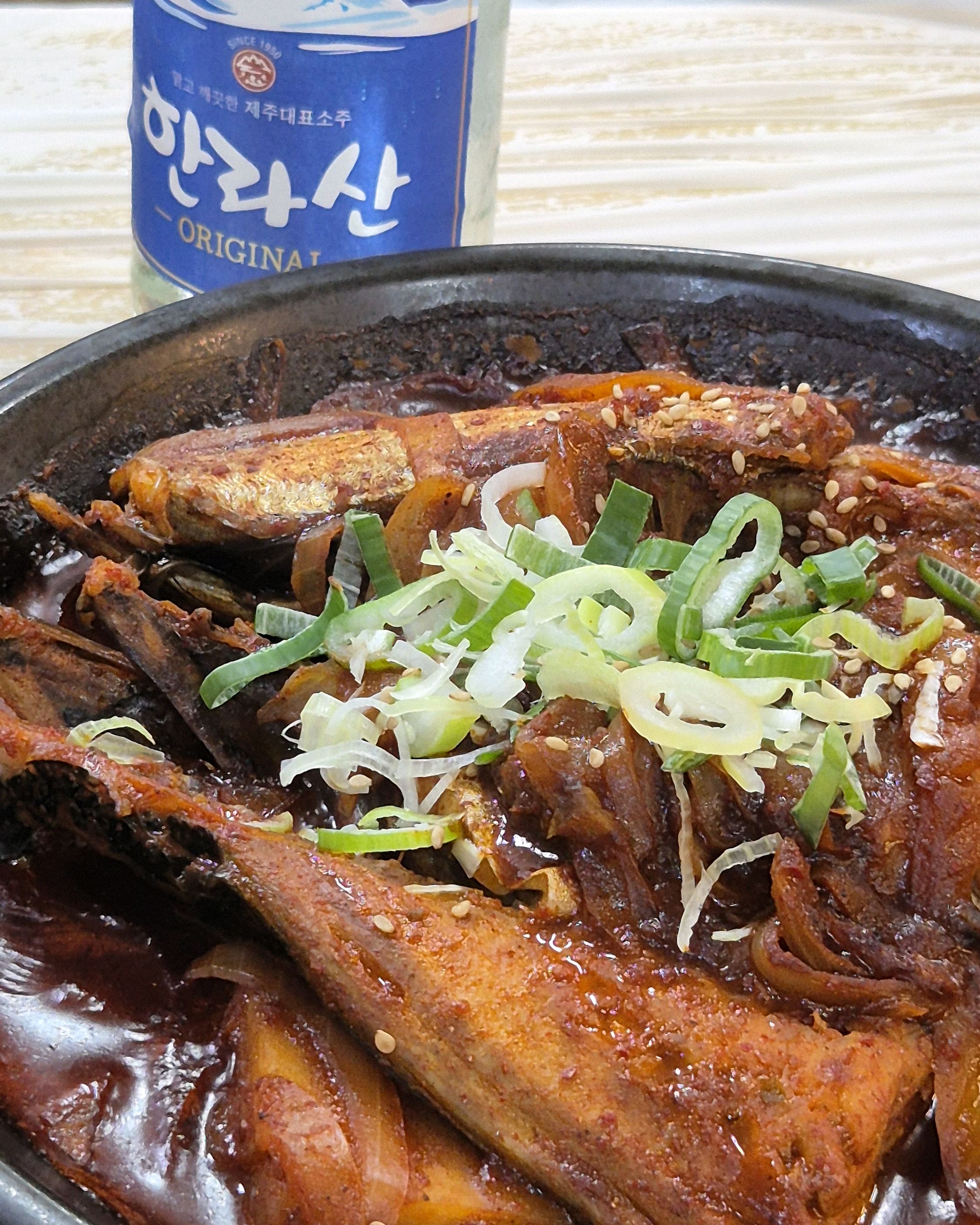 8시 예약마감인데 8시에 식사가능한지 떨리(?)면서 여쭤봤는데 너무 반갑게 오라고 해주셔서