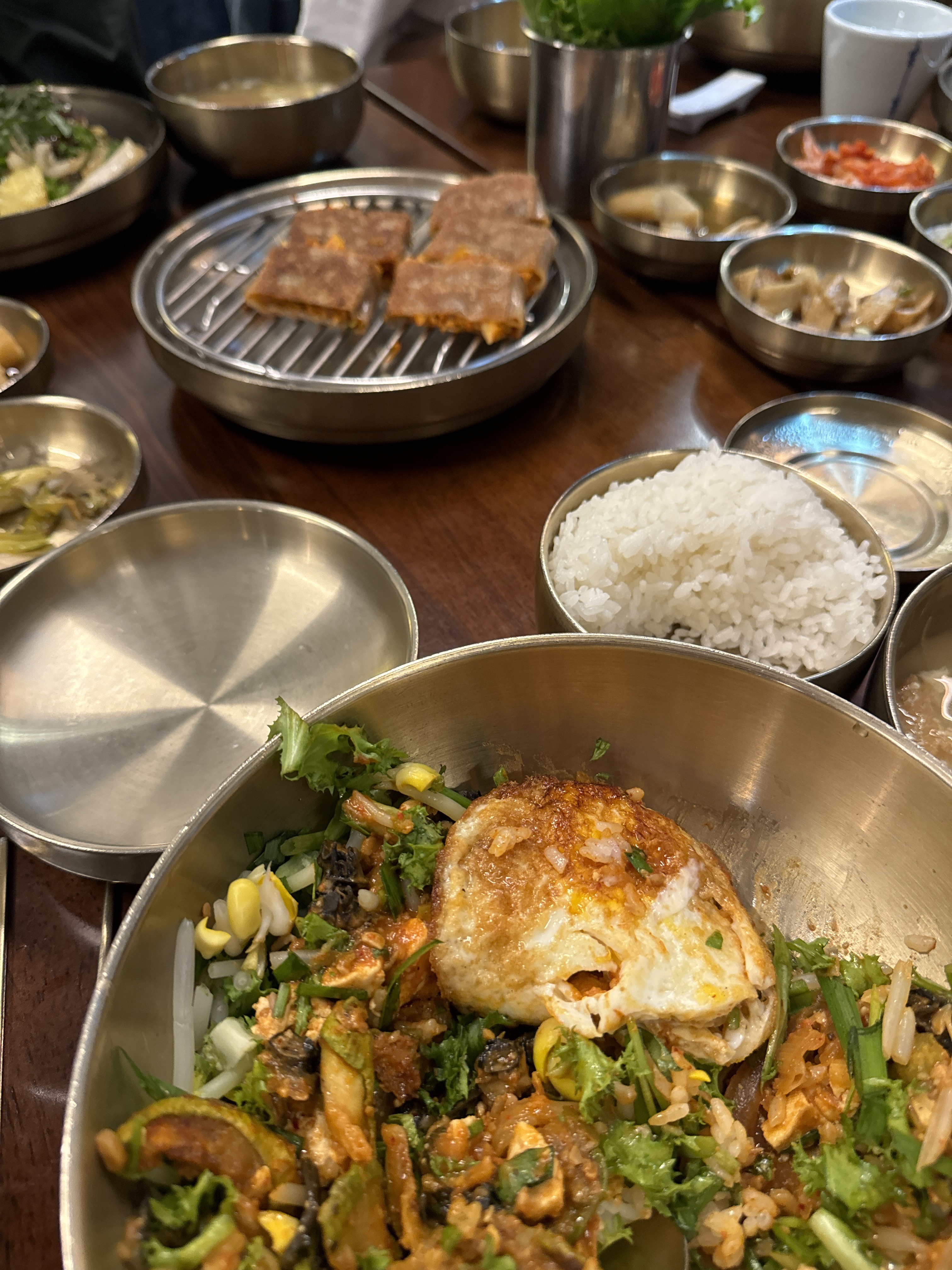 양 푸짐하고 맛있어요!! 가성비 좋습니다!! - 대전 맛집 담온식당 대전