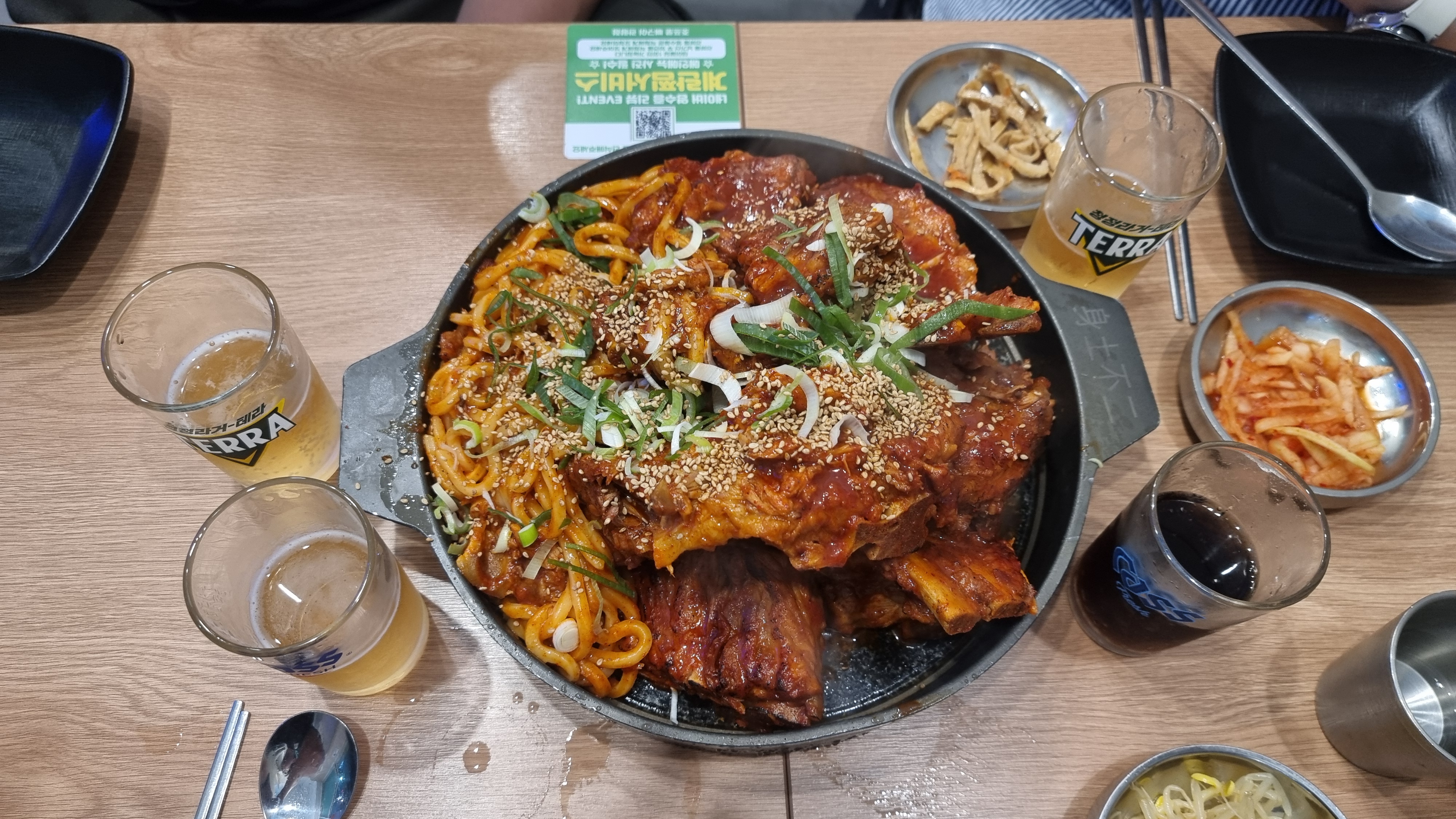 4인 뼈 10개정도 우동사리추가 - 대전 맛집 조프로뼈구이 관평점