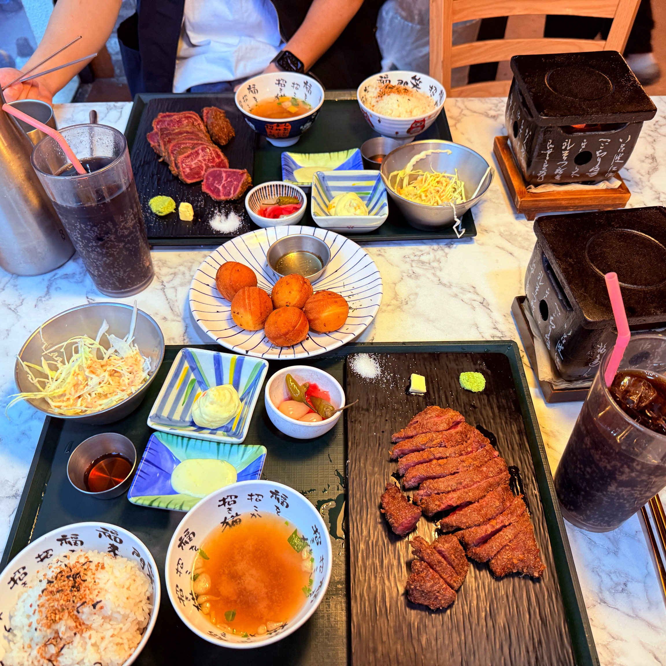 오랜만에 남자친구랑 데이트 나왔는데 너무 맛있게 잘 먹고 갑니다❣️ - 대전 맛집 고베규카츠 대전은행점
