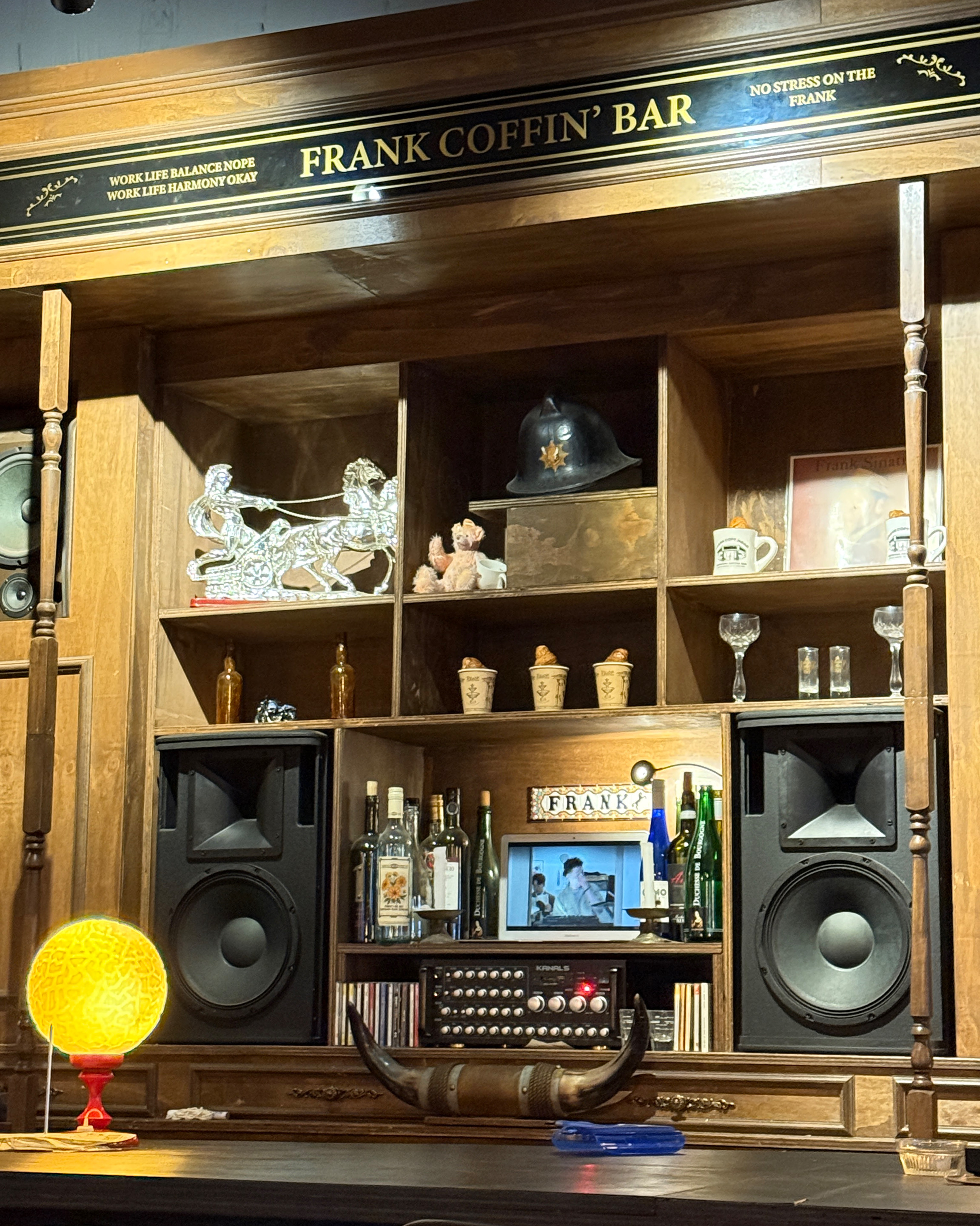 에스프레소 먹고싶어서 방문했는데 달달한 디저트와 잘어울리고 너무 맛있어요 - 대전 맛집 프랭크커핀바 대전둔산점