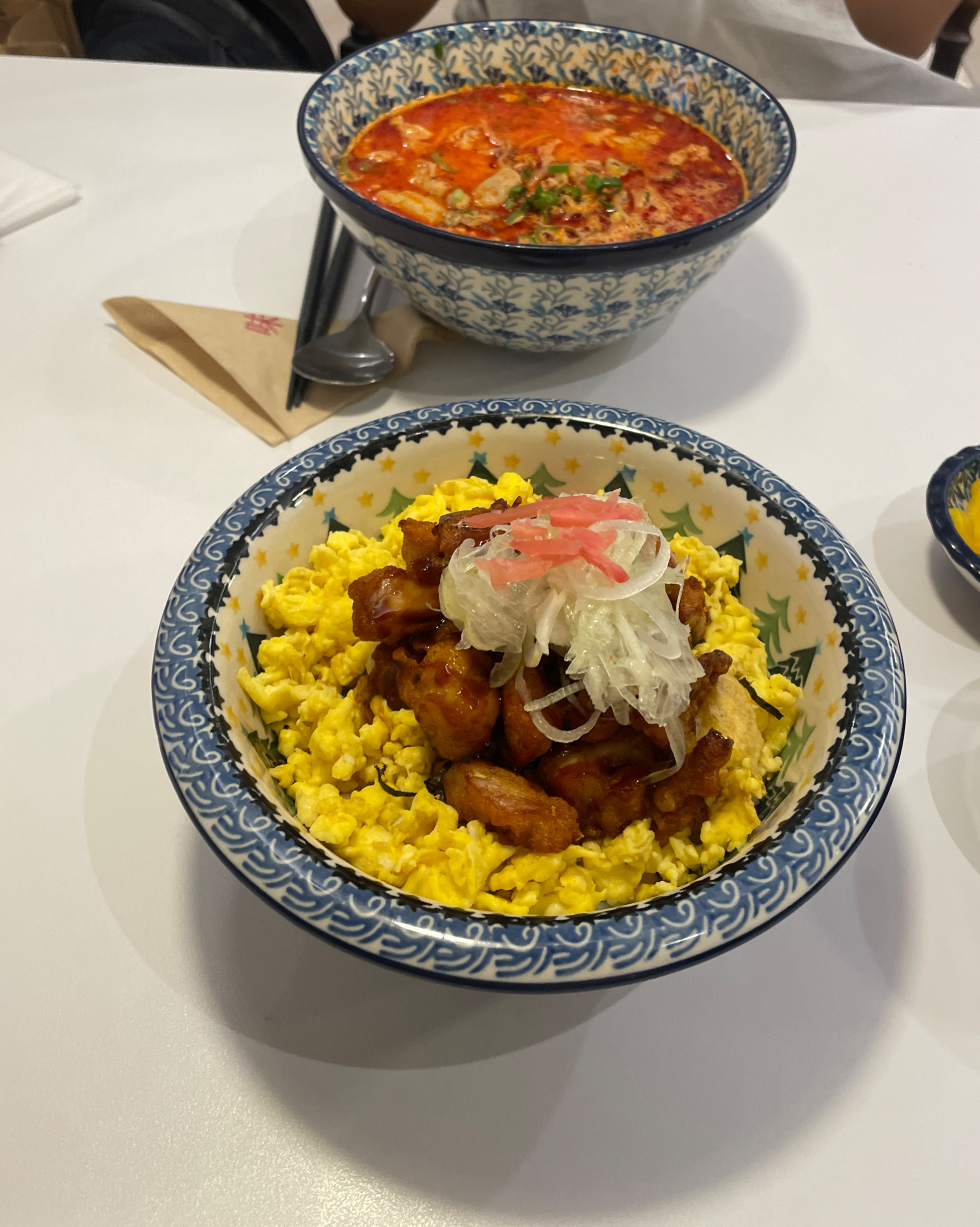 직원분들이 다 친절하시고 음식도 맛있어요! 매장도 쾌적해서 좋습니당 - 대전 맛집 미도인 대전은행