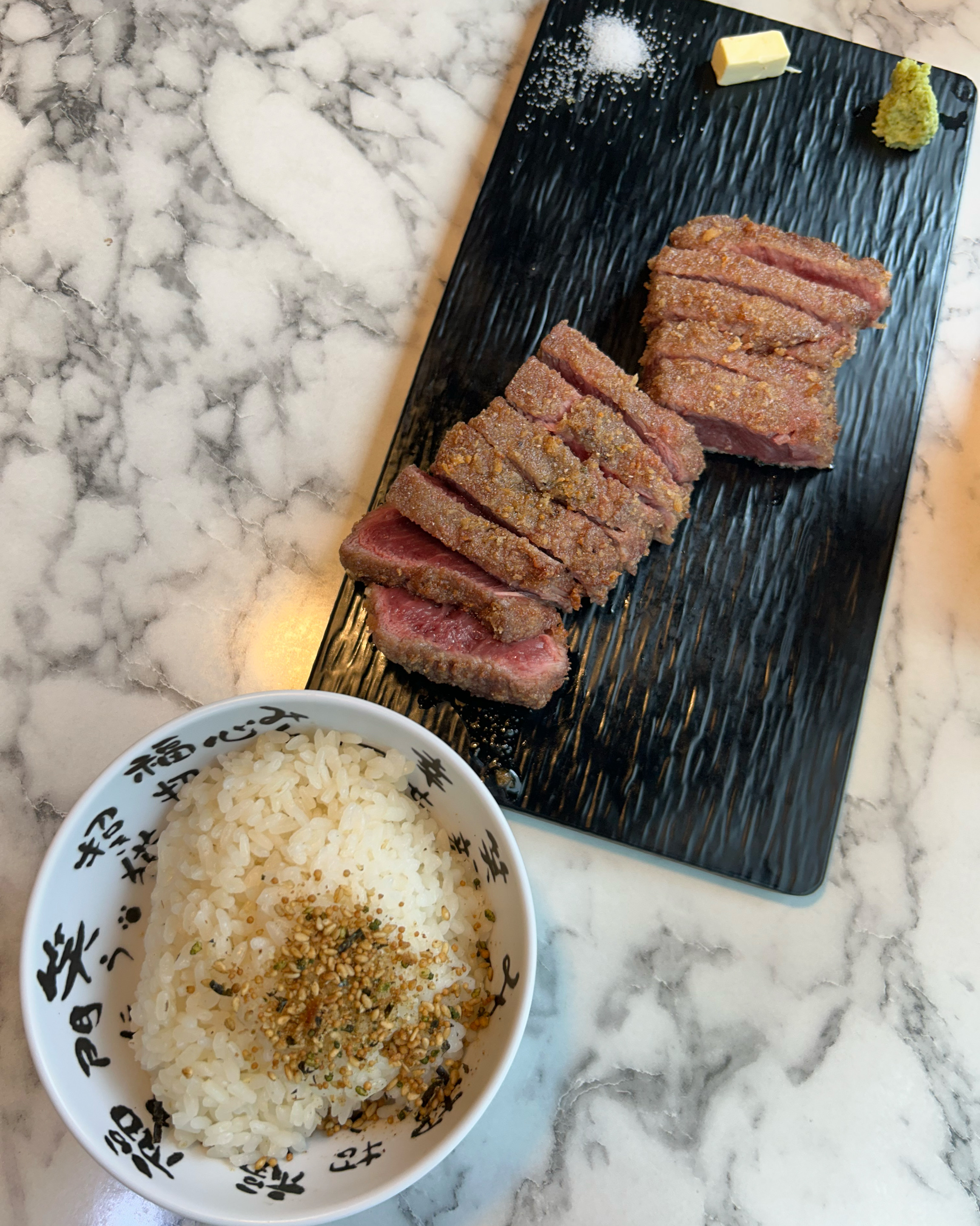처음 왔는데 직원분들도 친절하시고 음식도 맛있고 - 대전 맛집 고베규카츠 대전은행점