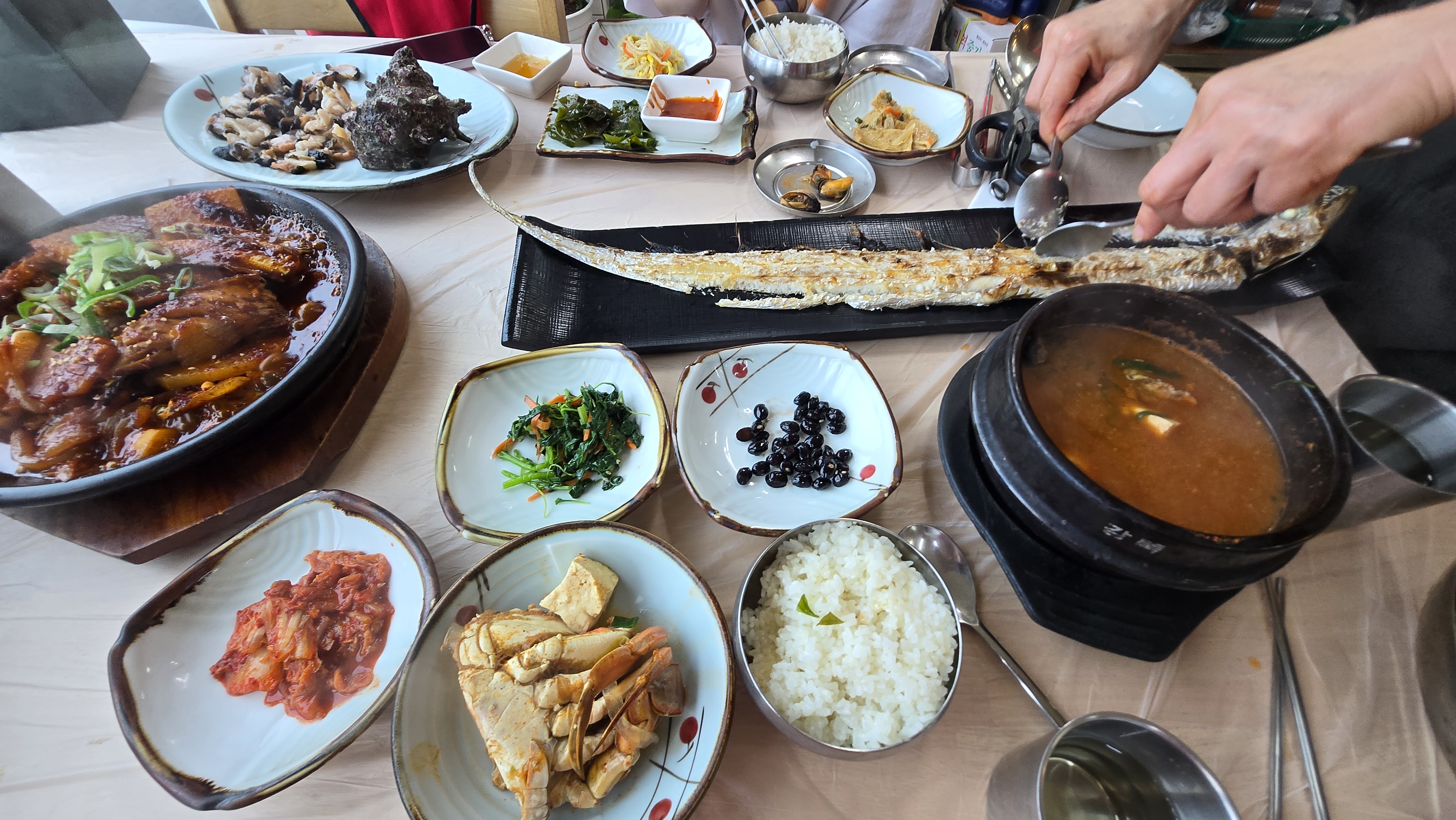 통갈치가 서비스라니 강력추천해요! - 제주 맛집 성산바다풍경 제주성산일출봉점