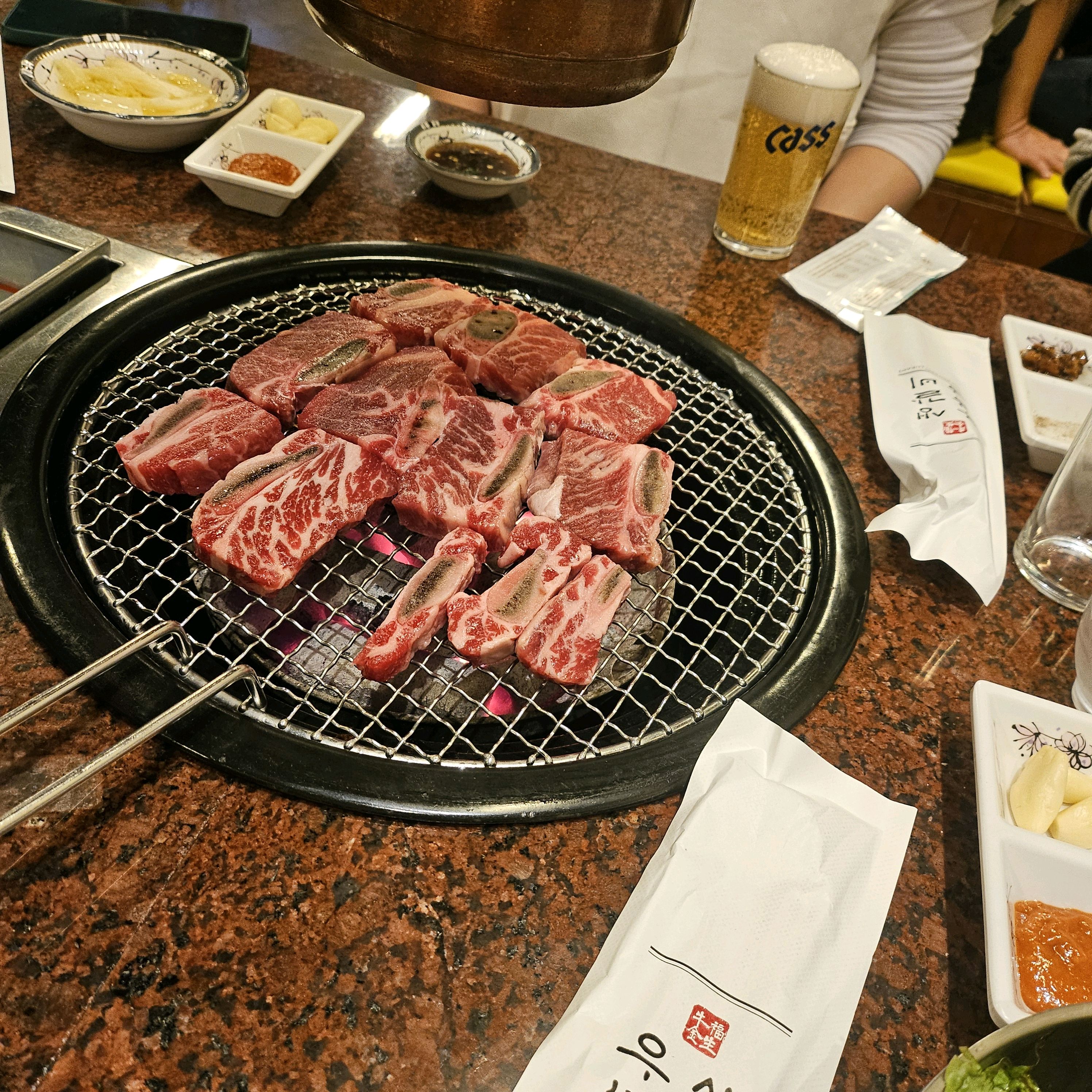 고기가 연하고 맛있어요~~ - 대구 맛집 우복금 생갈비 대구 본점