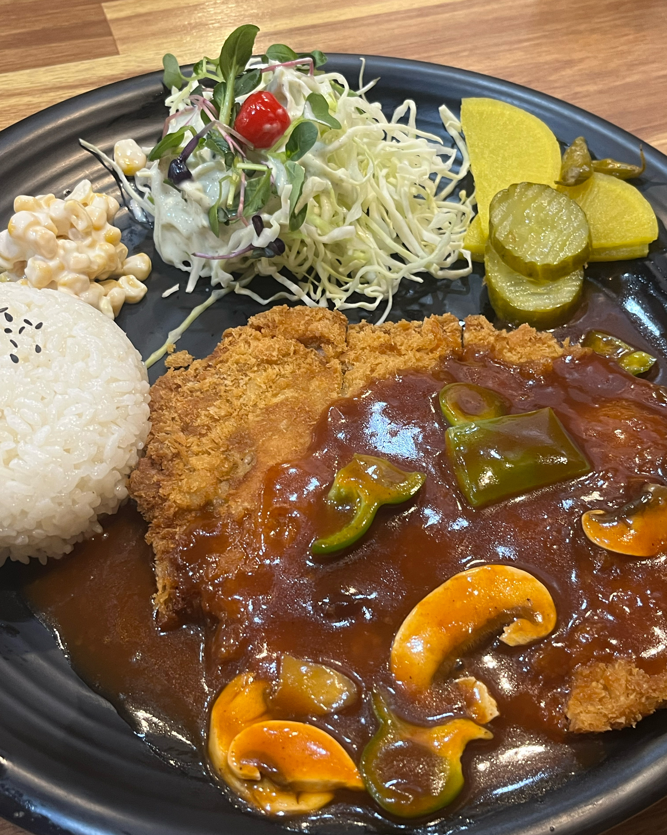 야식 끌릴때 종종 오는곳이에요!! 토스트도 너무 맛있어서 자주 포장해서 먹는데 역시 맛있네