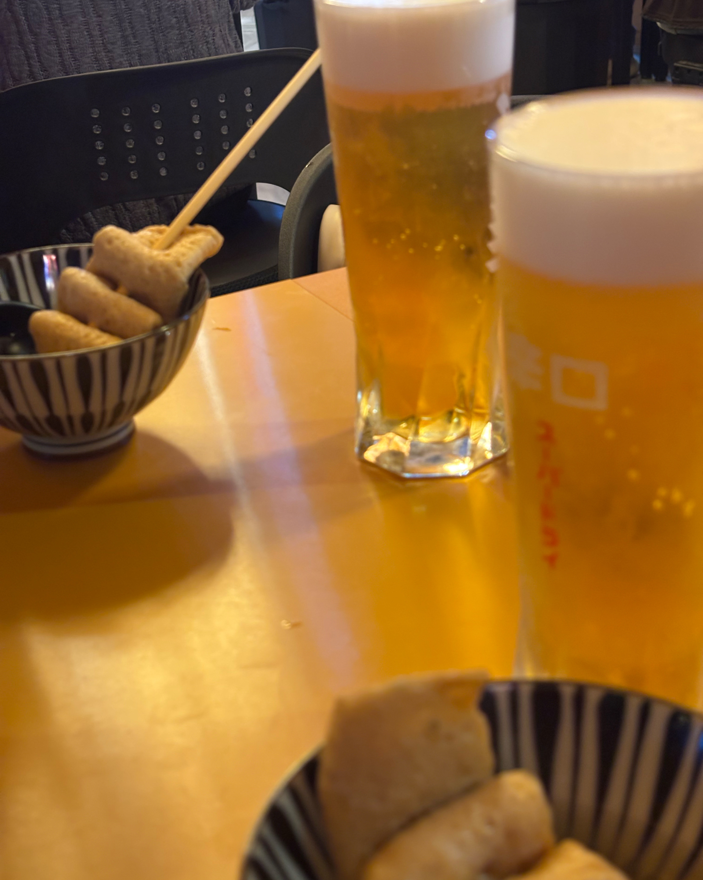 ㅎㅎ 간단하게 맥주 한 잔 하려고 방문했어요! 사장님이 친절하고 음식이 맛있어요 특히 생맥
