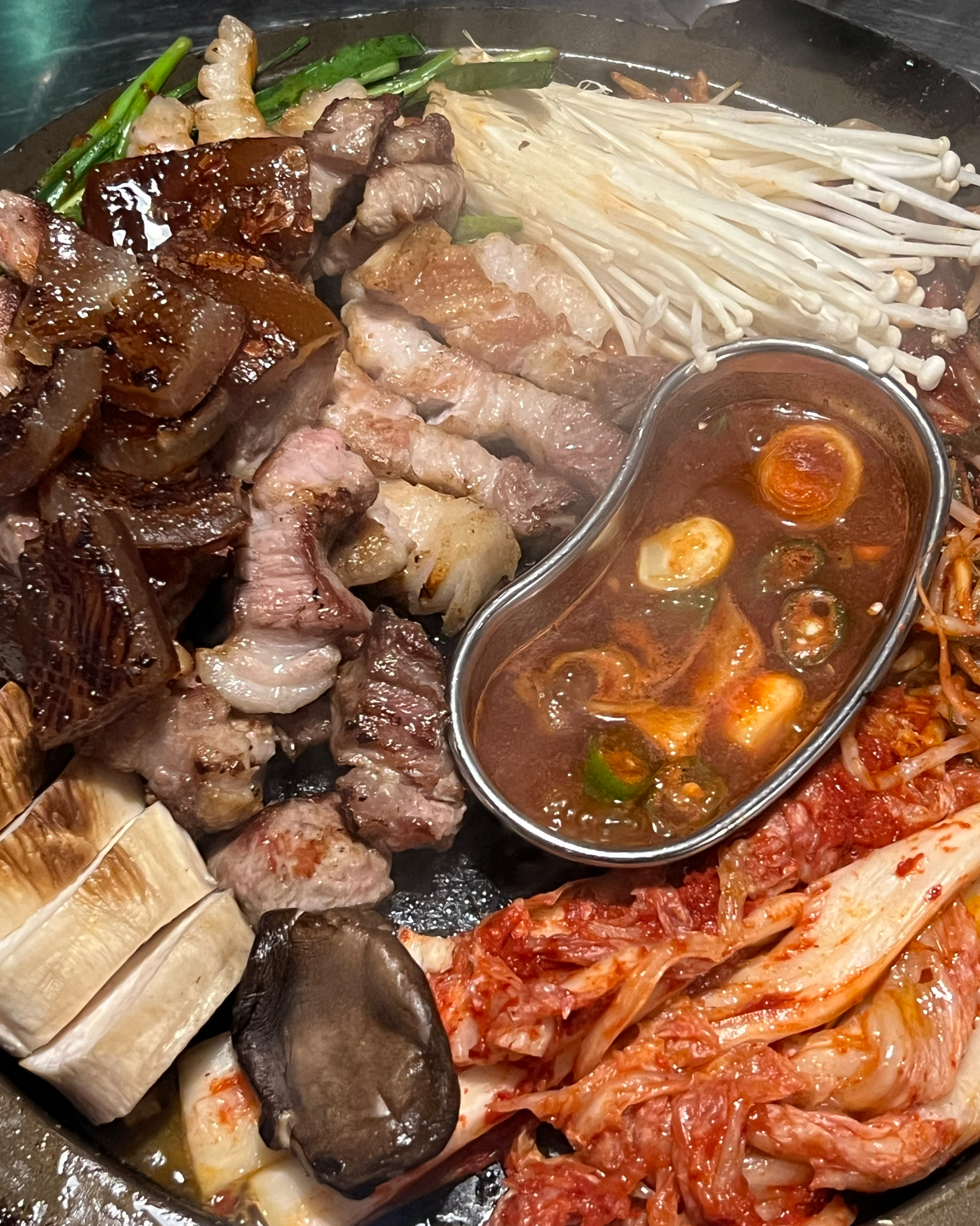 양도 많고 고기도 너무 맛있어요!! - 대구 맛집 미진삼겹살