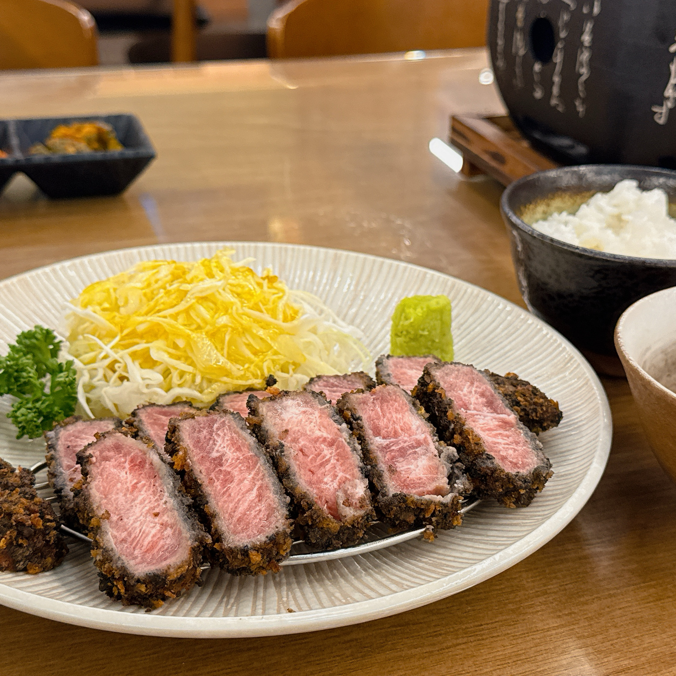규카츠 이가격에 정말 맛있고 푸짐해서 좋아요~~ 직원분도 너무 친절해서 혼자서도 편하게 먹