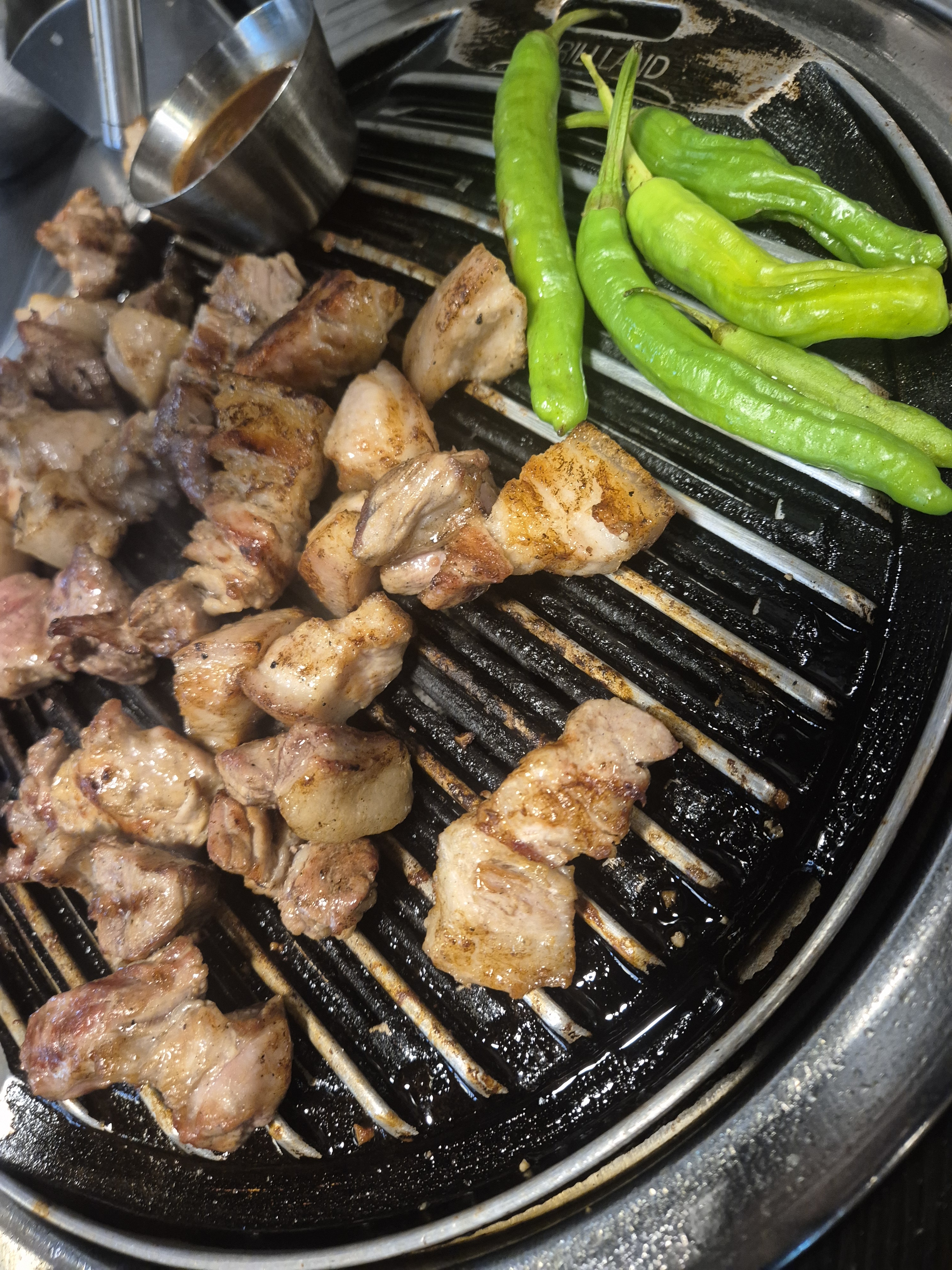 한라백살이 부드럽고 쫄깃해요 ㅎㅎ - 대전 맛집 오백돈 대전본점