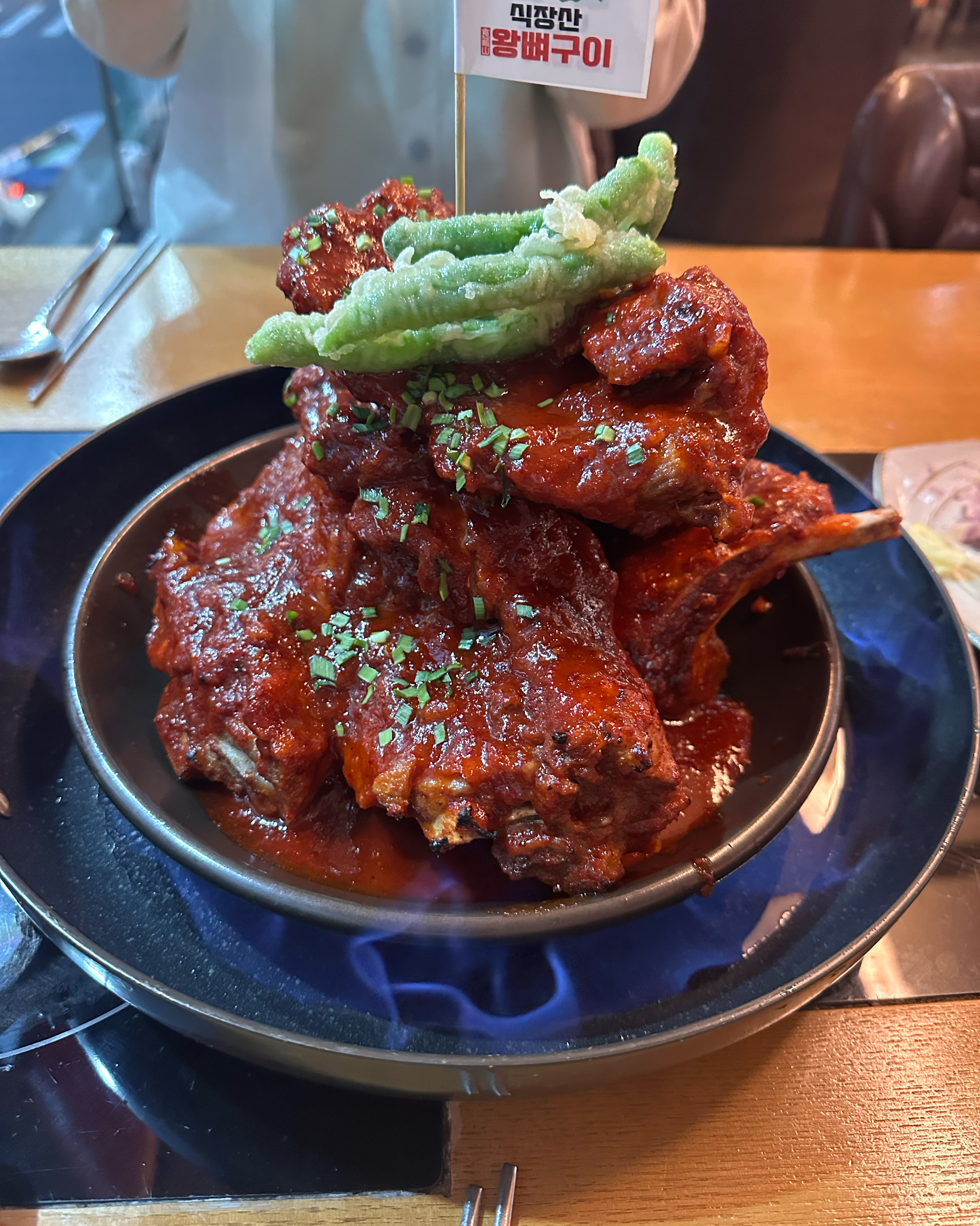 여자친구랑 왔는데 성인남자 2명이서도 다 못먹을 만큼 양이 엄청 많고 맛도 너무 맛있네요👍