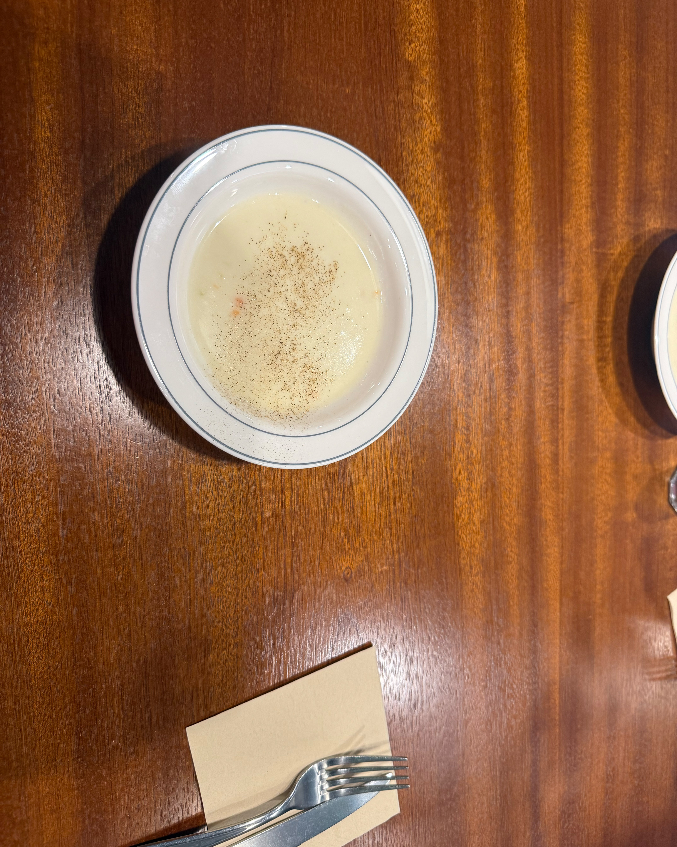 식전 스프도 맛있어요 - 대전 맛집 한밭경양식 월평본점
