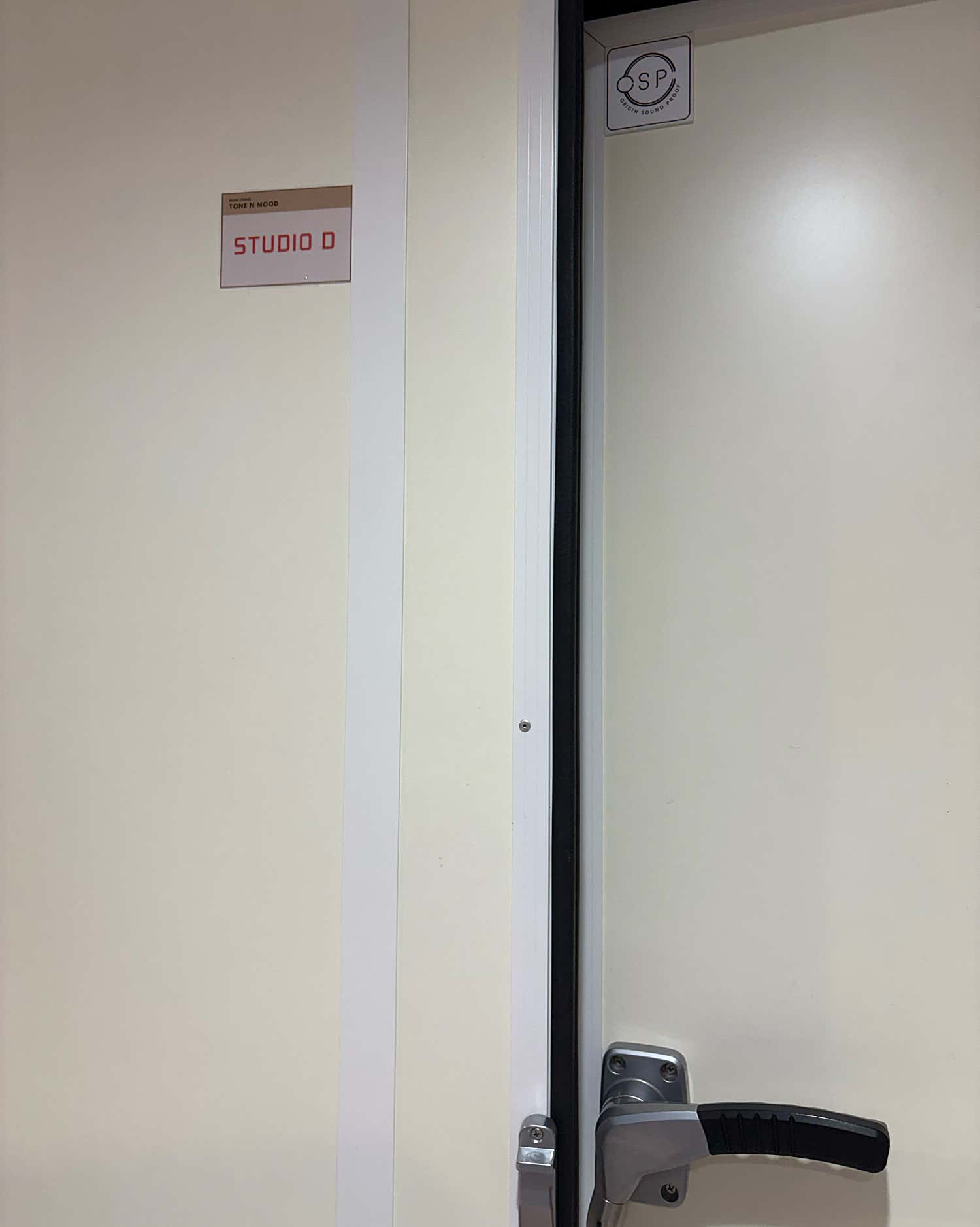 2번째 스튜디오 사진