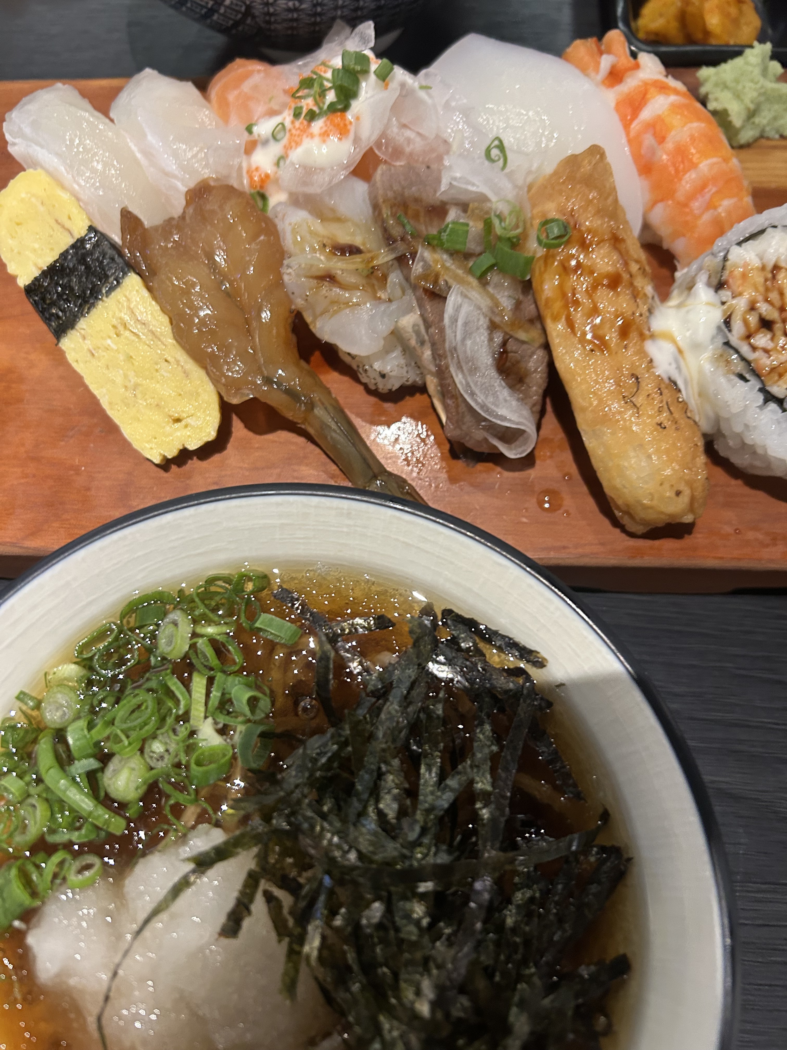 완전 맛있어요!!! - 대전 맛집 하츠야초밥