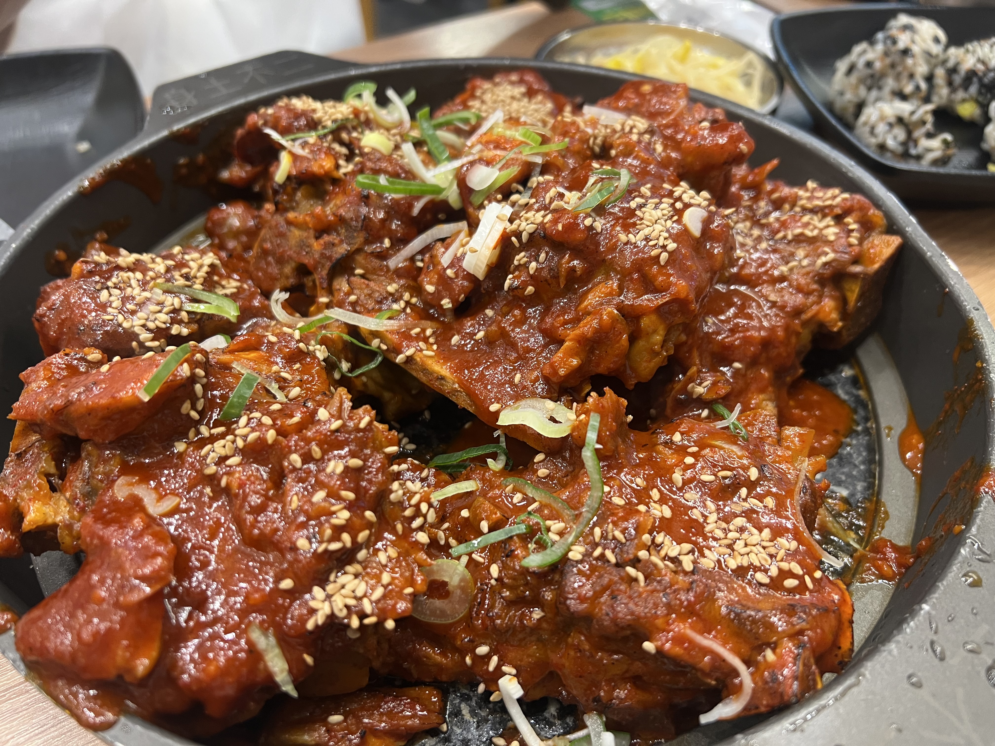 리뷰가 좋아 방문했는데, 좋은 이유가 있네요! - 대전 맛집 조프로뼈구이 관평점