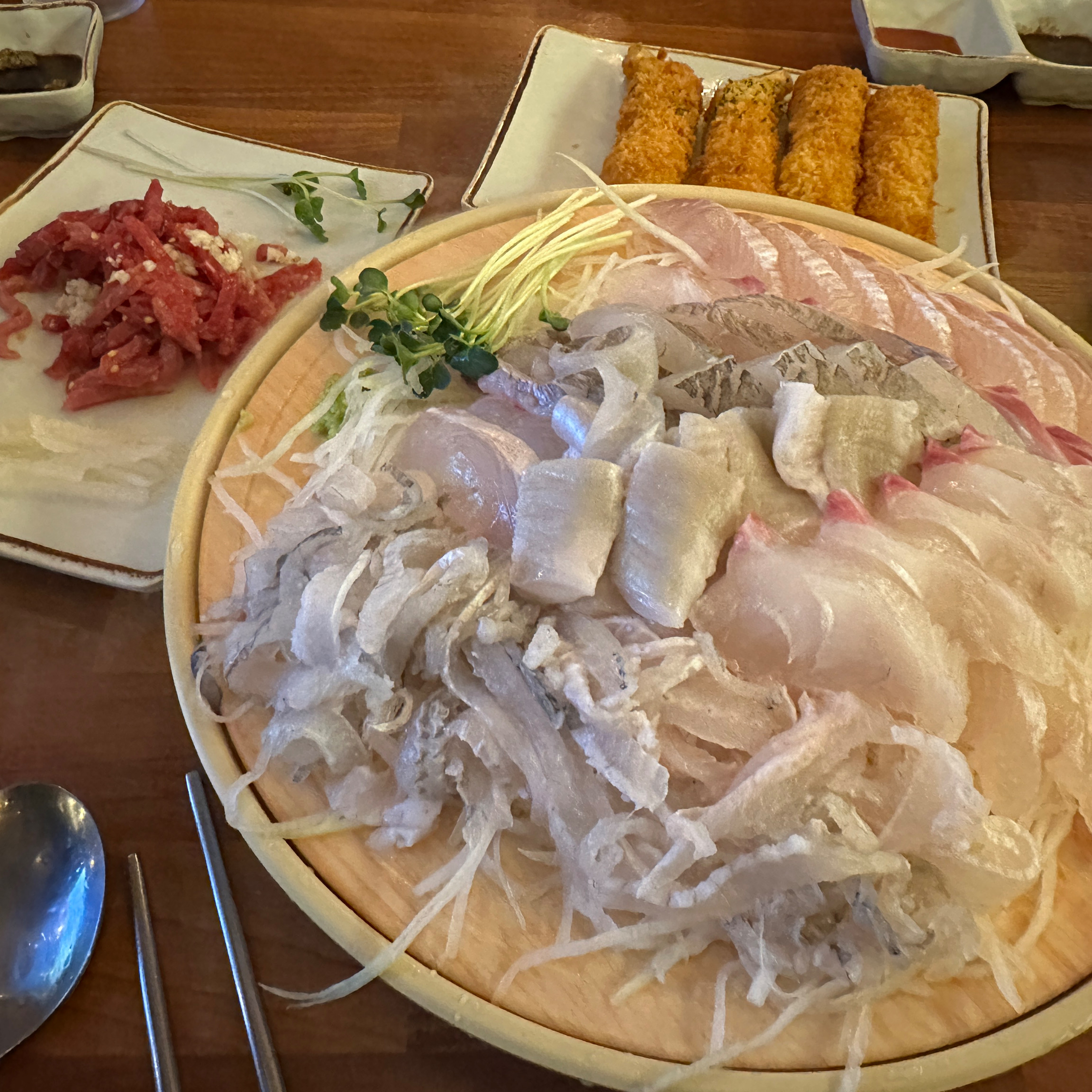 회가 생각 날때 마다 가끔씩 들르던곳인데 회사동료들과 방문했습니다. 다들 맛있다고 하고 만