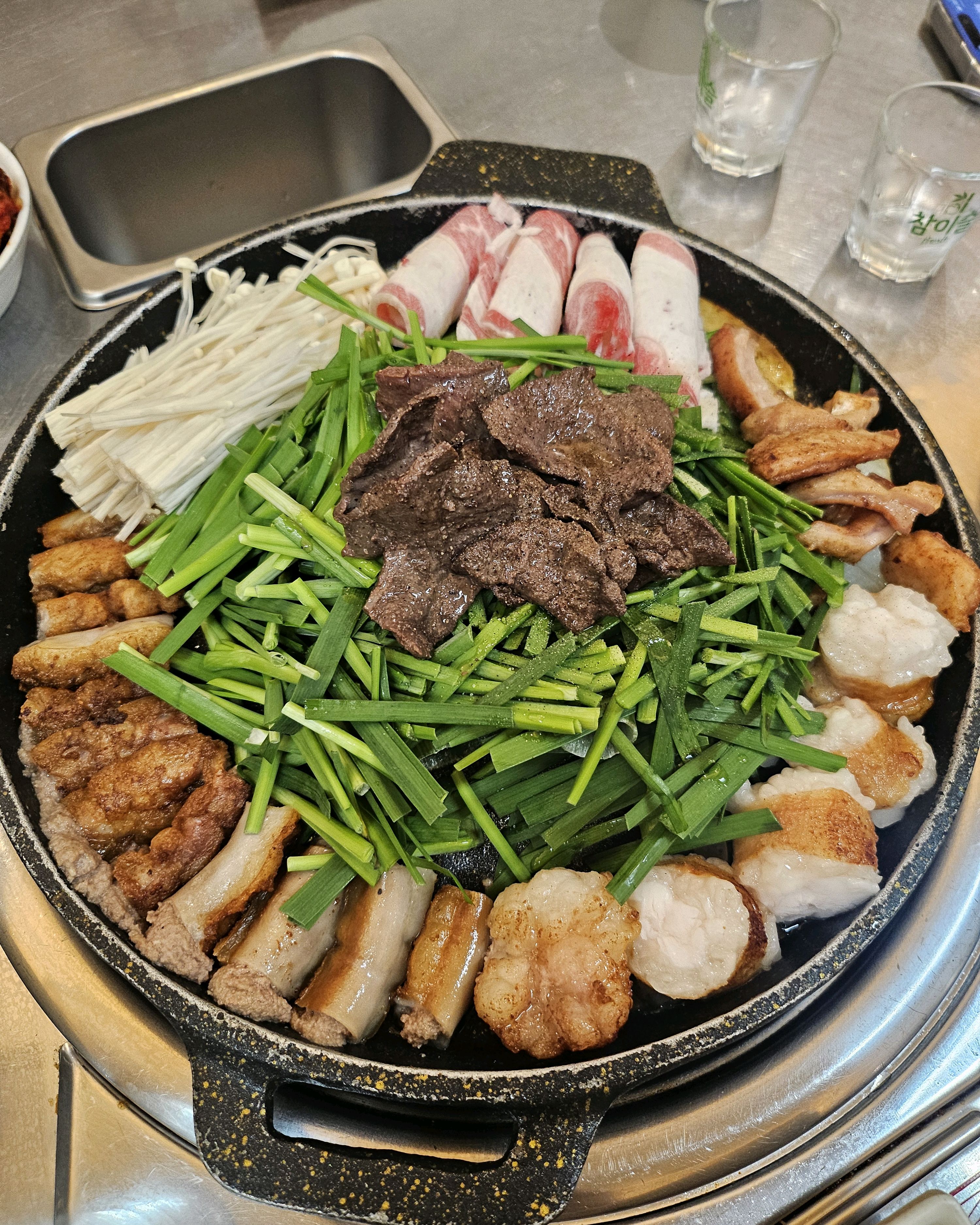 곱창이랑 우삼겹 진짜맛있어요!! - 대전 맛집 벽돌곱창 시청본점