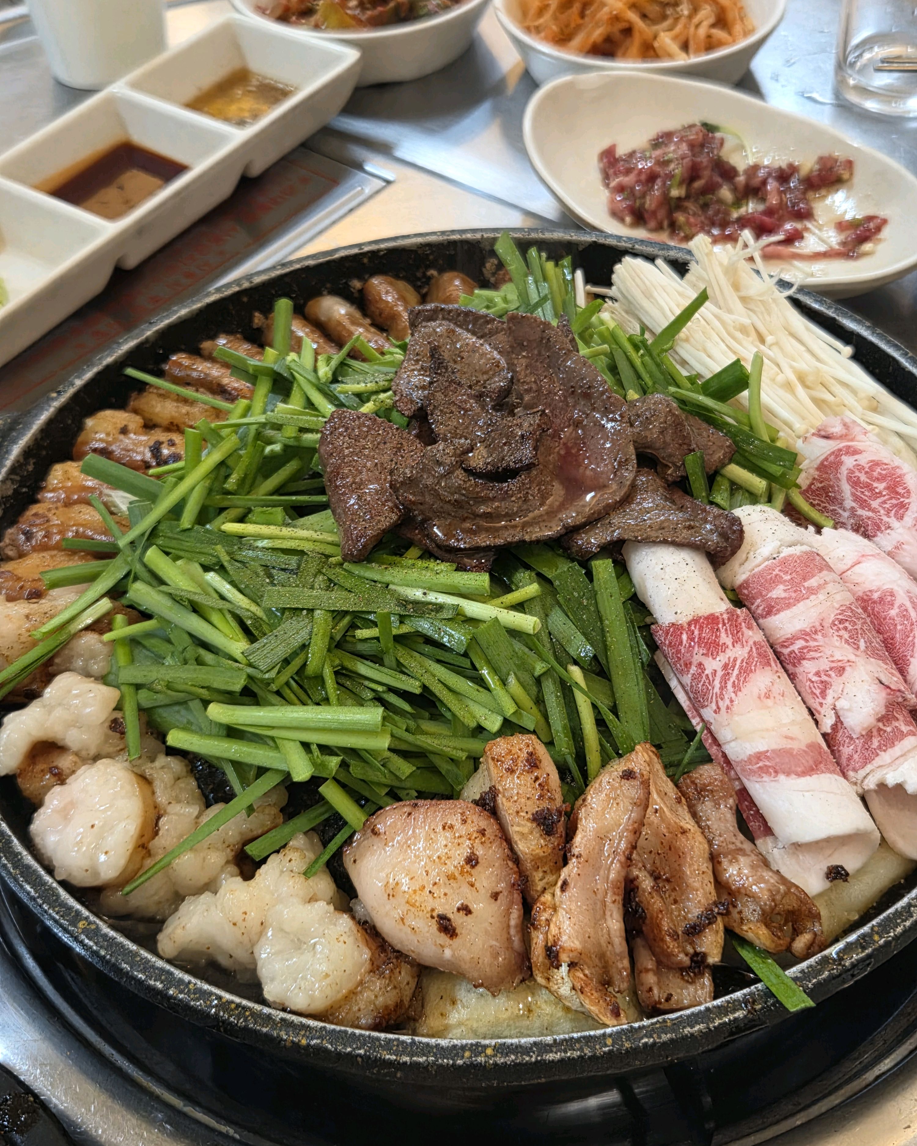 친구들이랑 놀러와서 방문했는데 너무 맛있게 먹었어요!! - 대전 맛집 벽돌곱창 시청본점