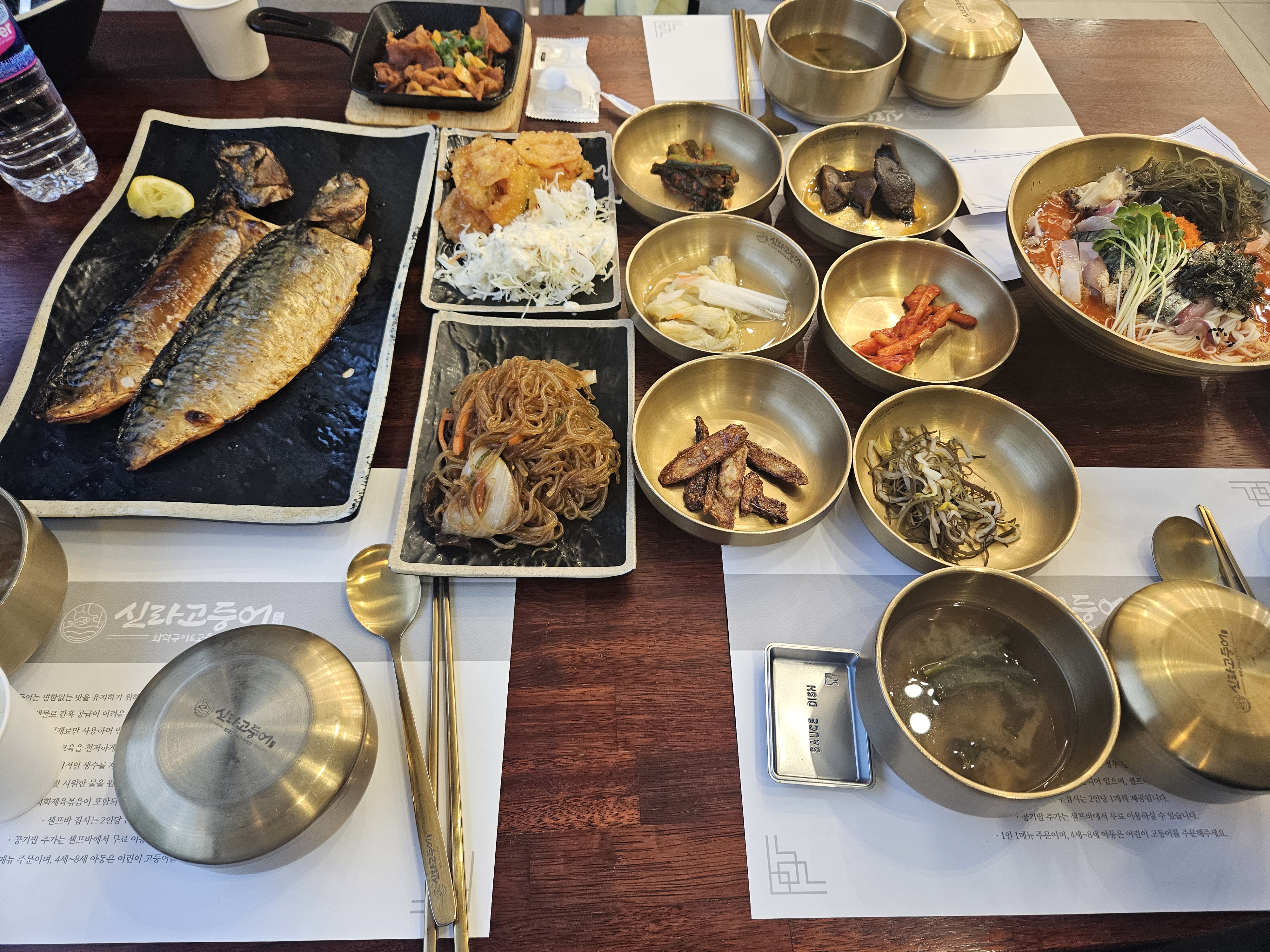 매장이 넓고 청결해서 좋았아요.✨️ 부모님이랑 방문했는데 대기실도 있어서 편하게 기다릴 수