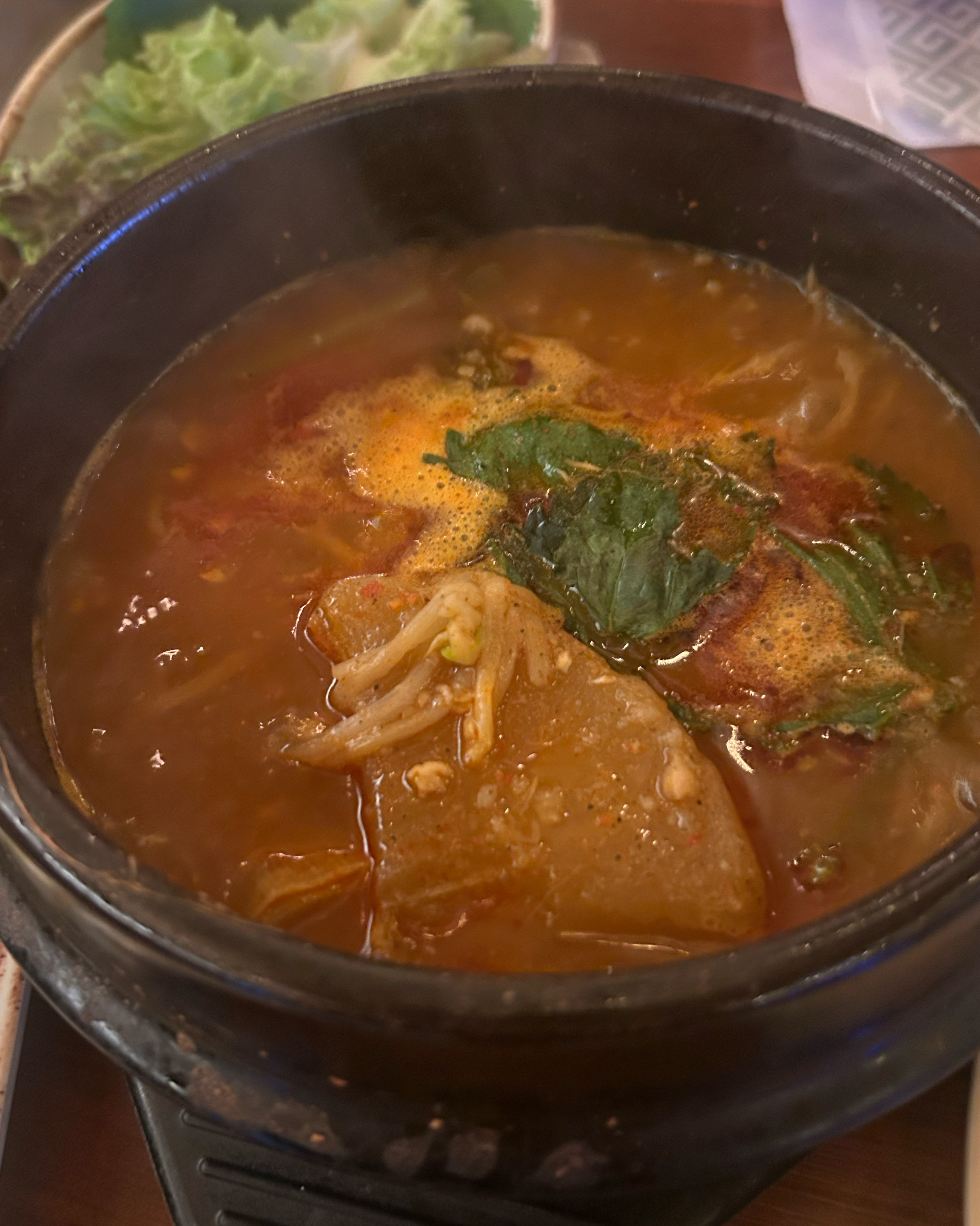 회가 너무 맛있어요 그리고 한옥인테리어라서 분위기가 넘좋았어요 기본안주들도 너무 잘나와서 - 대구 맛집 구공회