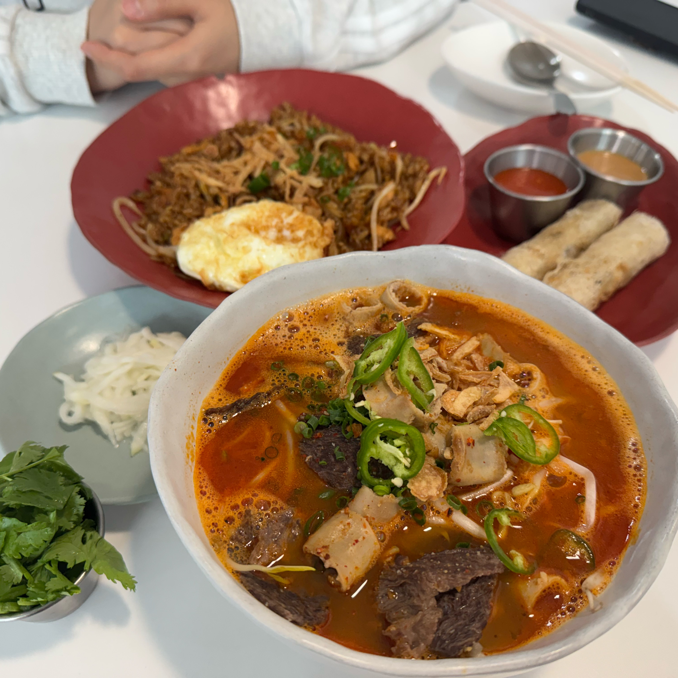 넘무 맛이써여,,,또 올거예요 소곱창쌀국수 대전에 많이 없는데 존맛탱 짜조도 겁나 바삭하고