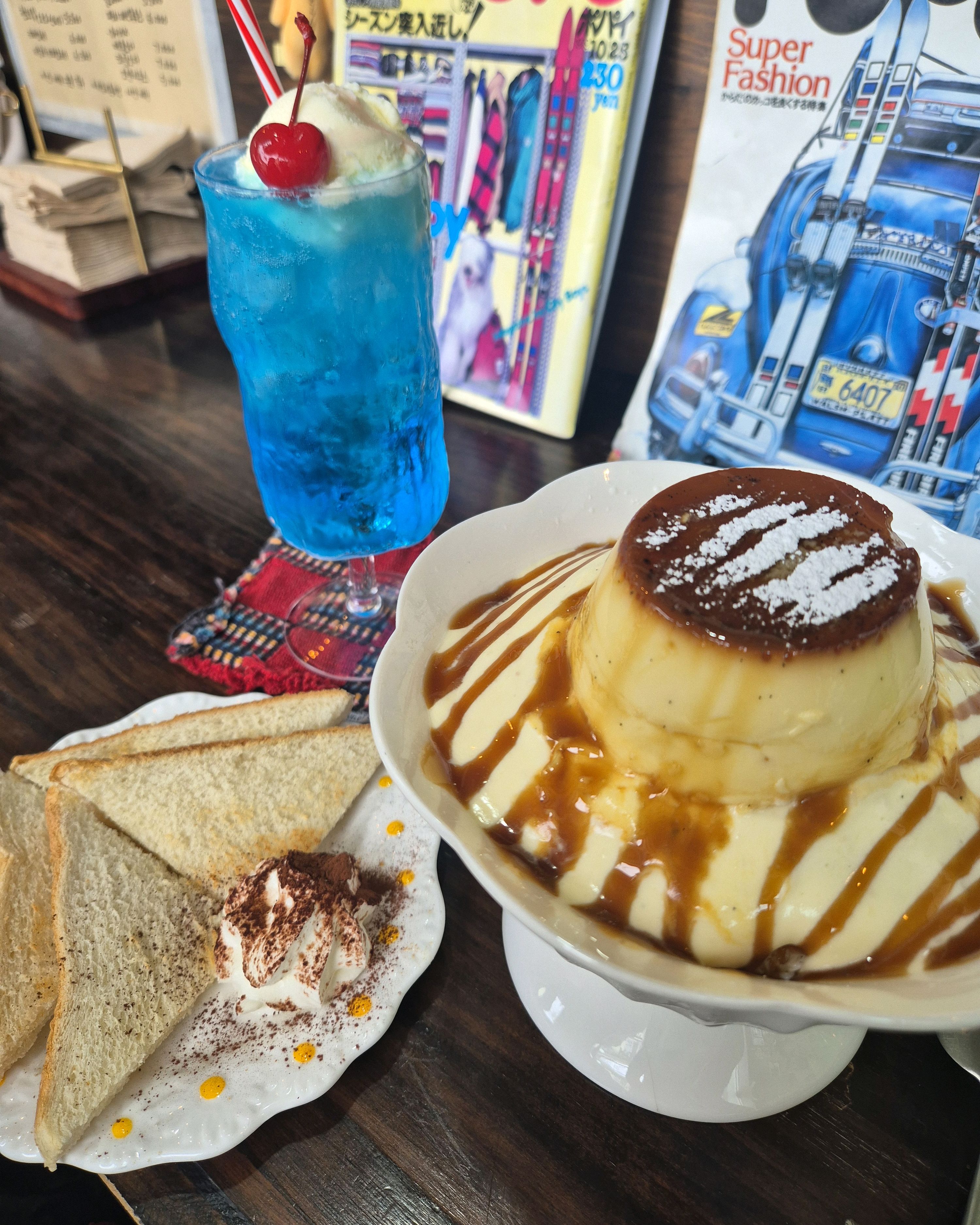 저번에도 왔다 갔는데 분위기도 좋고 디저트도 다 너무 맛있어서 또 방문했어요🩷🩷 푸딩빙수가