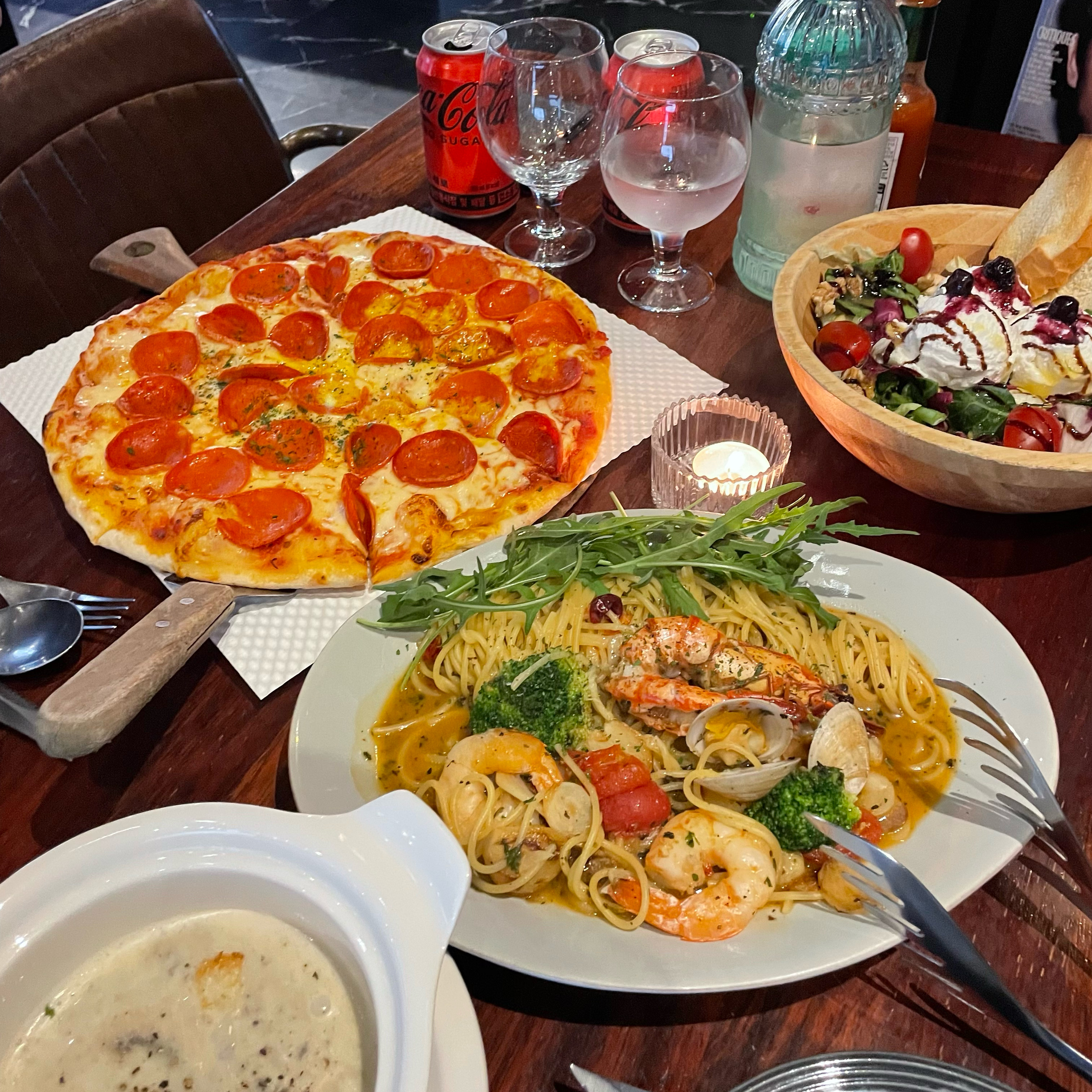 분위기 넘 좋고 맛있어용🥰 남자친구랑 저랑 둘 다 잘먹는데 디너세트 엄청 배불렀어요 ㅋㅋ - 대전 맛집 더몰트하우스 대전죽동점