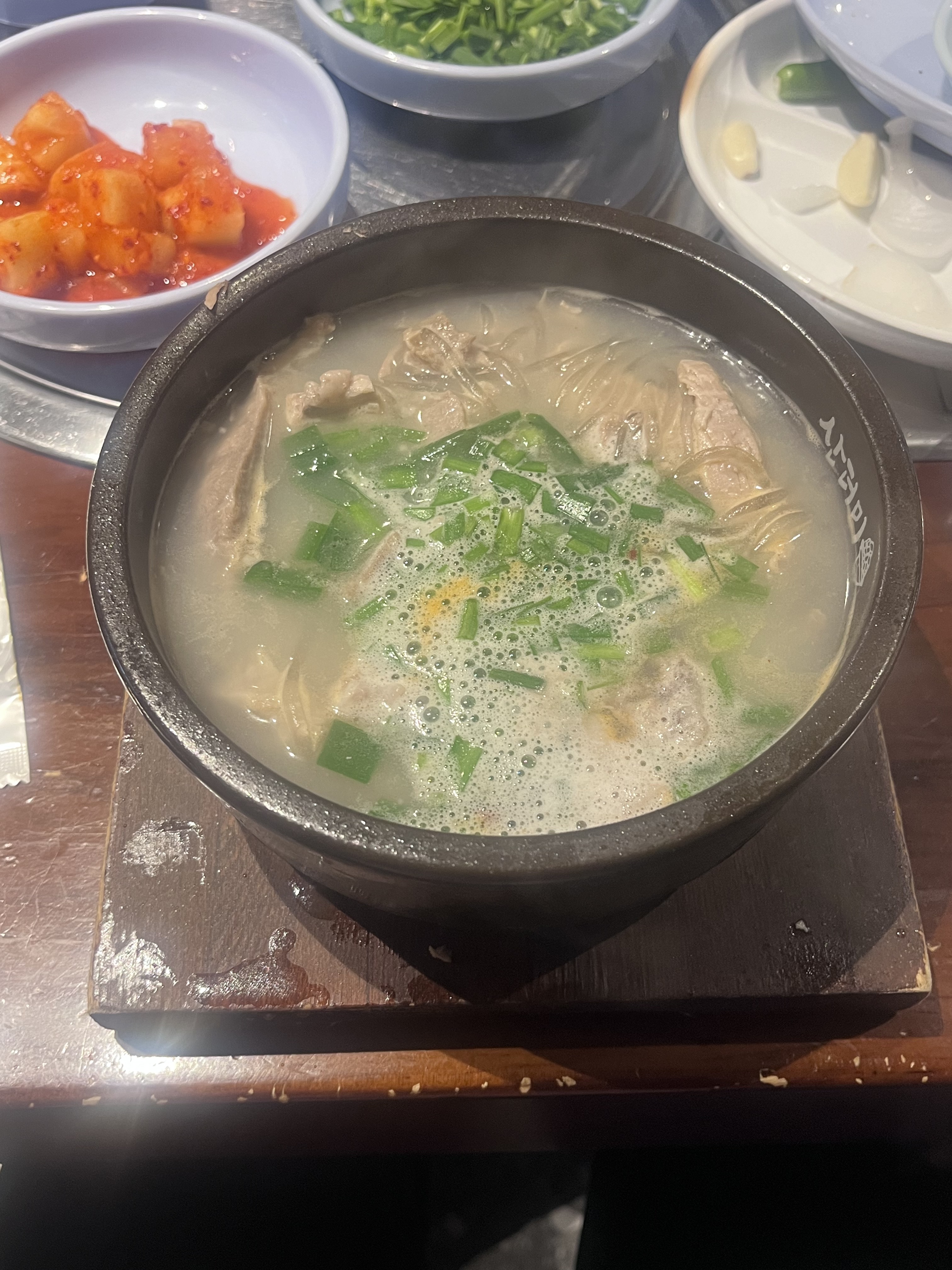 양 진짜 많고 맛있어요 !! - 대구 맛집 산더미 미성돼지국밥