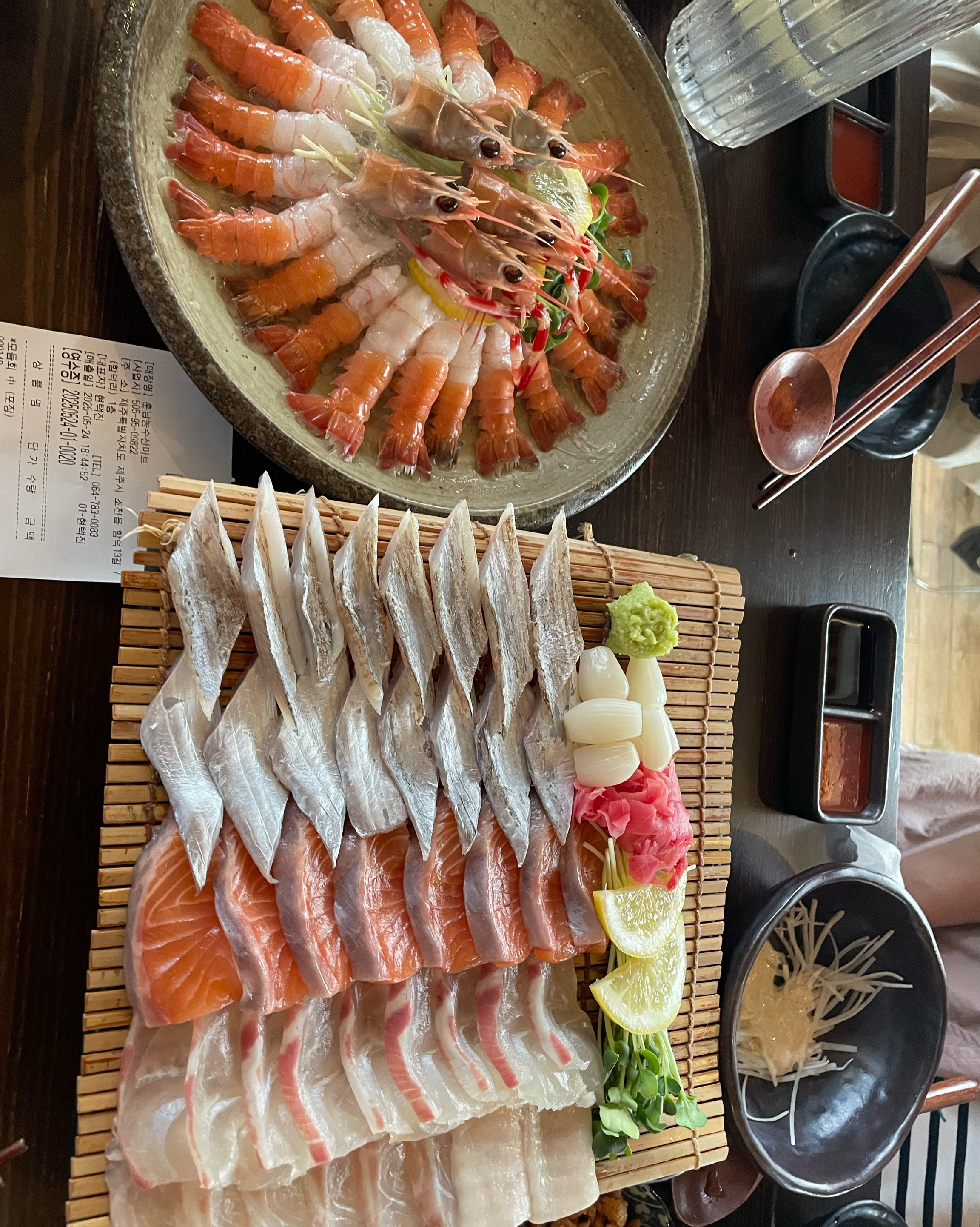 지인들과 함께 딱새우, 모둠회 맛있게 먹었어요 - 제주 맛집 훈남횟집