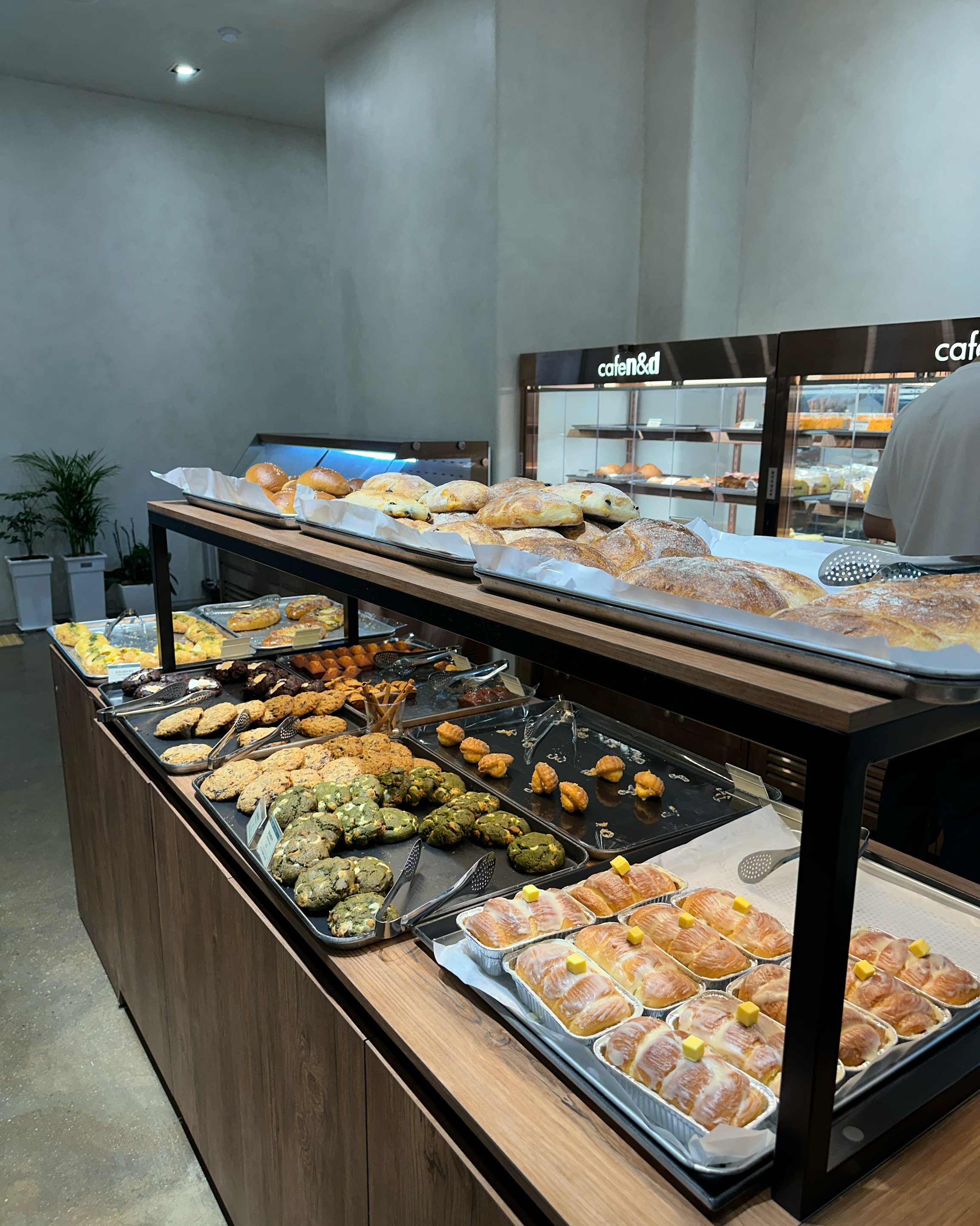 카페가 너무 이쁘고 빵종류가 많아서 조아요 ㅎㅎ - 대전 맛집 cafe N&D