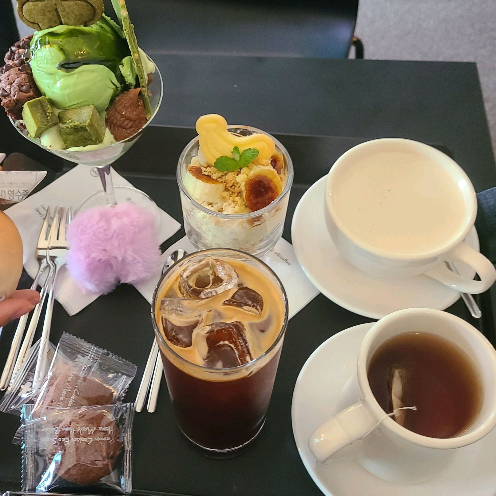 말차 파르페, 바나나 크림푸딩 얼그레이, 밀크티 등등 먹었는데 다 맛있어요~ - 대전 맛집 워크룸커피