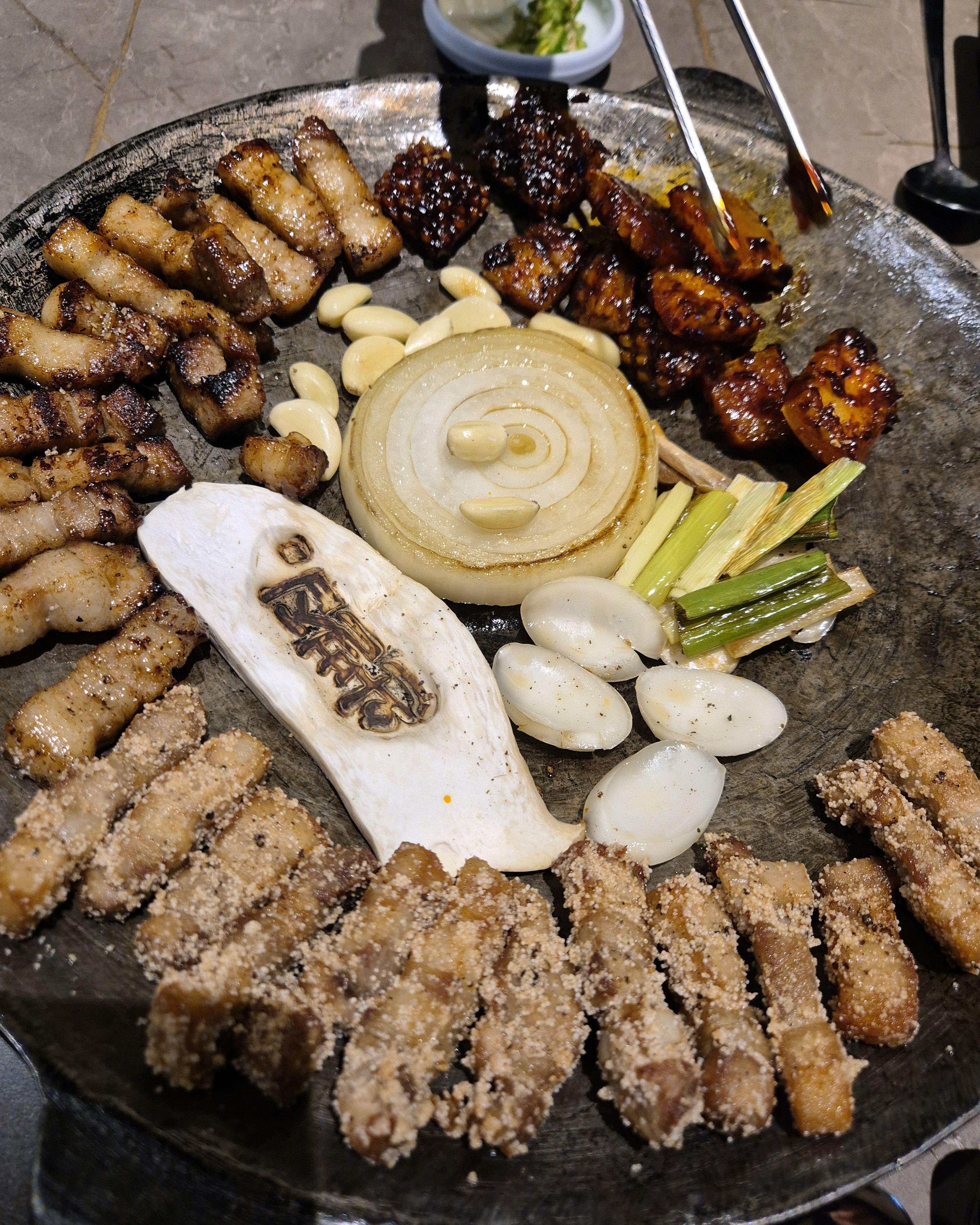 처음 와봤는데 매장도 넓고 쾌적하고 고기도맛있어요! - 구월동 맛집 완벌집 인천구월점